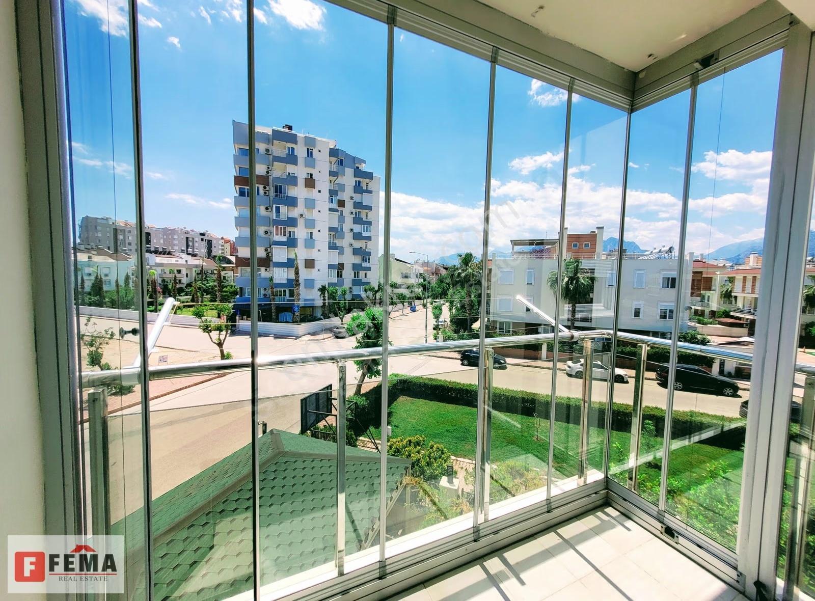 Denize 350 Metre Satılık 4+1 Çatı Dubleksi - Furnished For Sale - Görsel 17