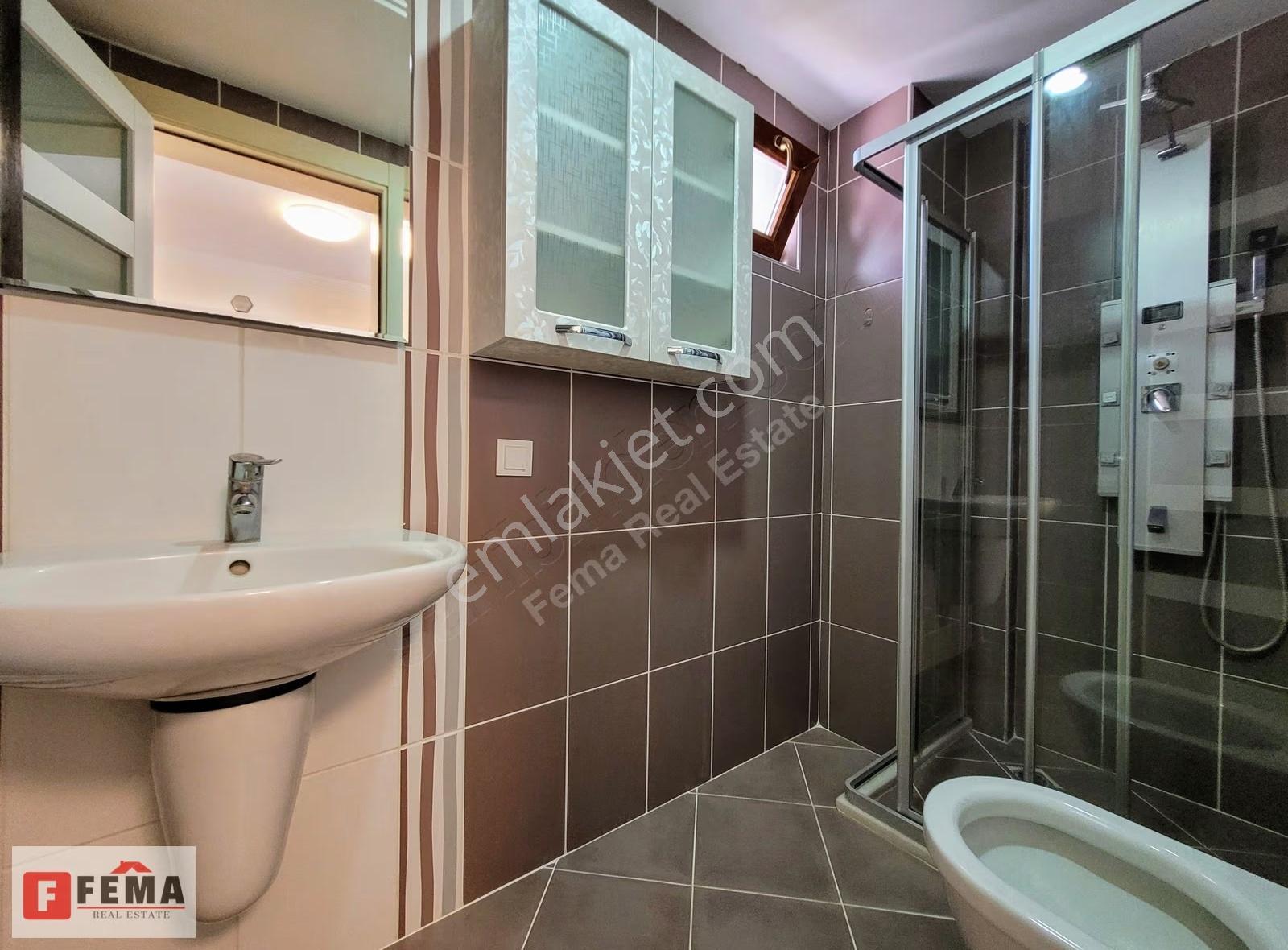 Denize 350 Metre Satılık 4+1 Çatı Dubleksi - Furnished For Sale - Görsel 4