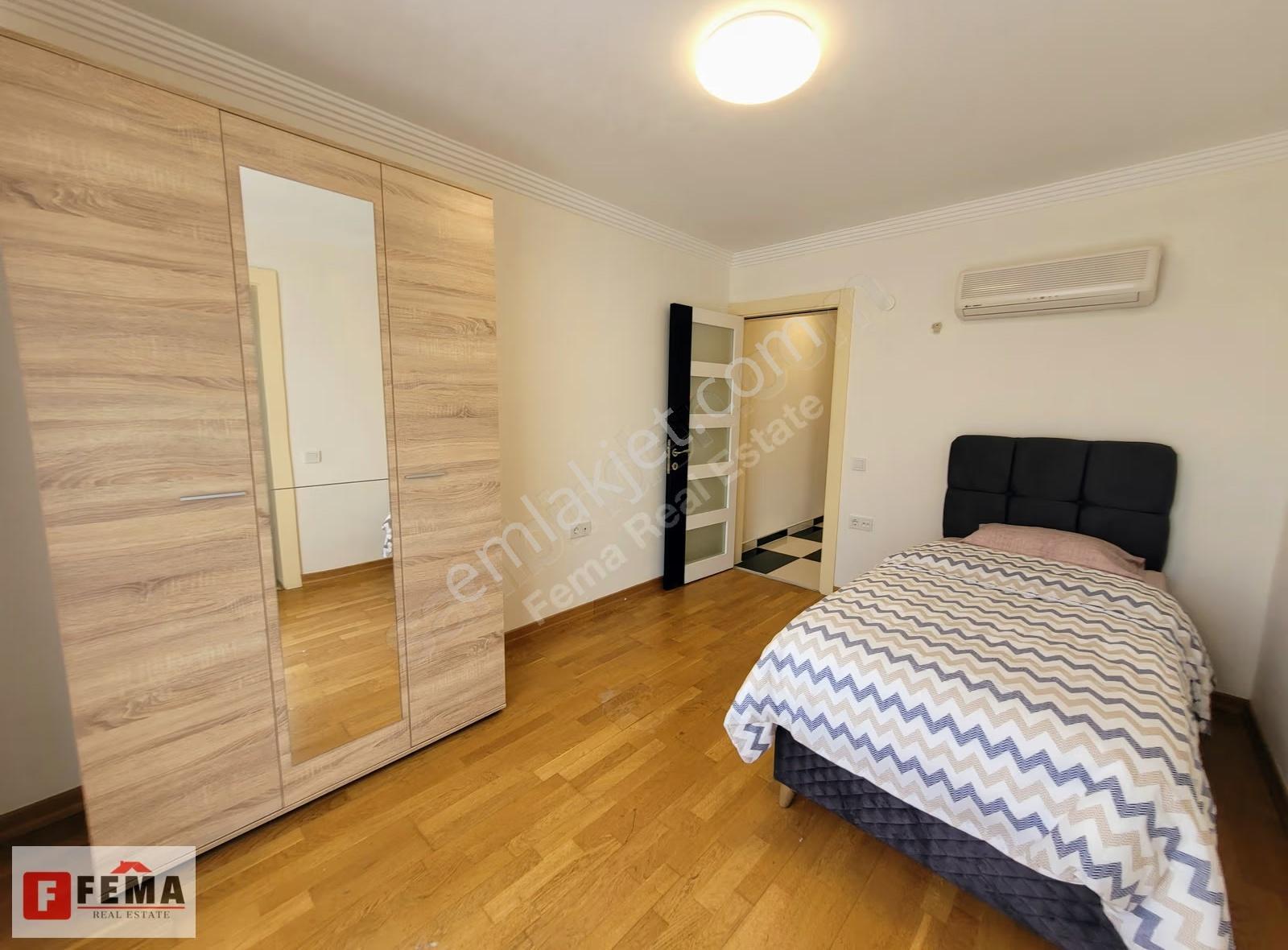 Denize 350 Metre Satılık 4+1 Çatı Dubleksi - Furnished For Sale - Görsel 18