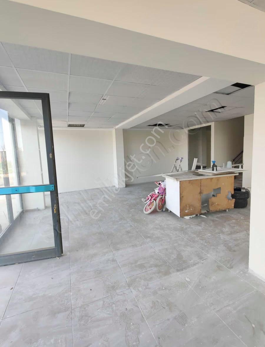 Hasköy'de Anayolda Galeri Katlı 500 M2 Dükkan - Görsel 17