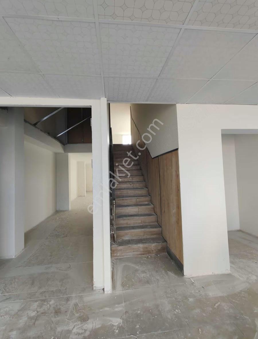 Hasköy'de Anayolda Galeri Katlı 500 M2 Dükkan - Görsel 8