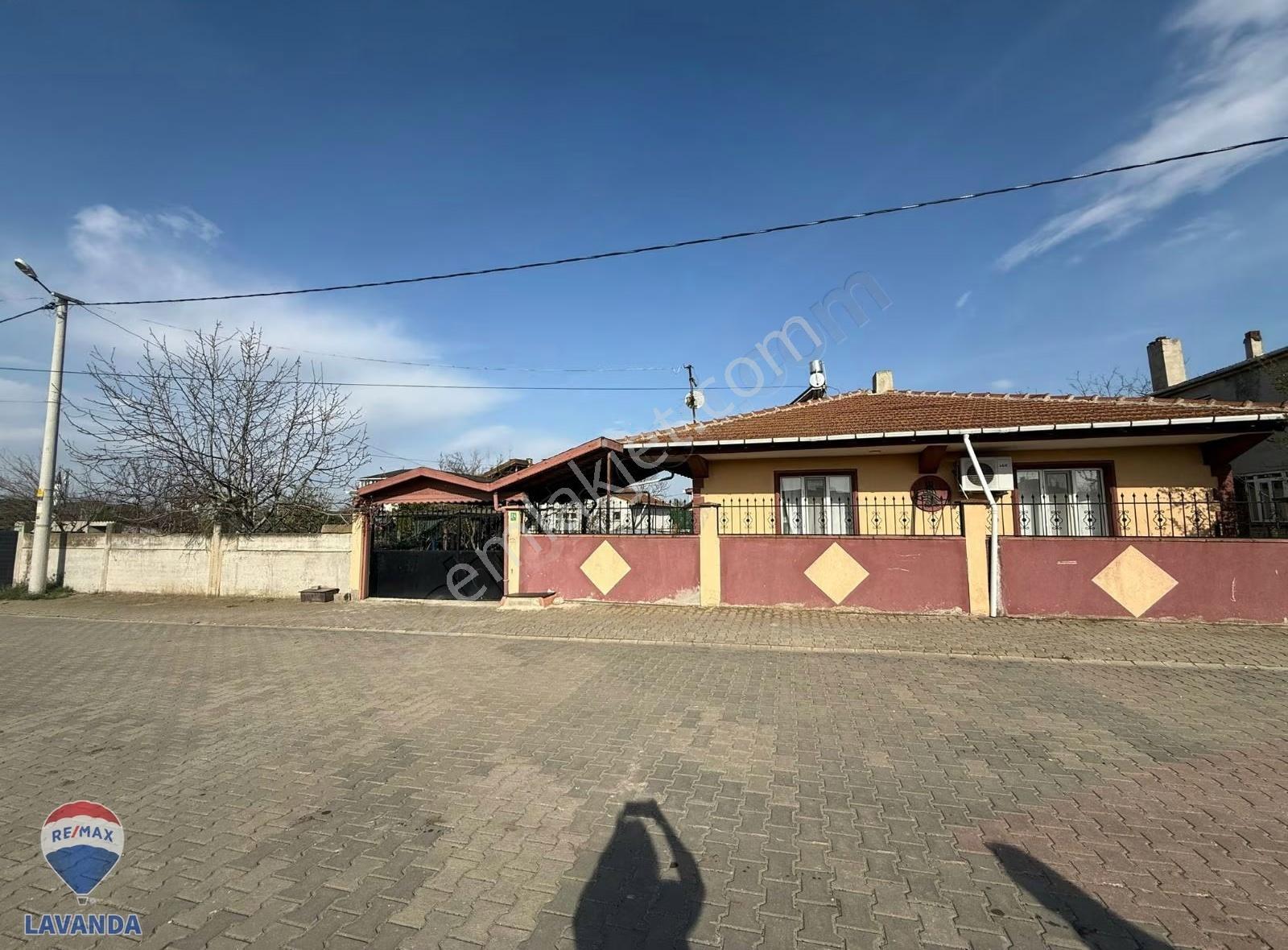 Remax Lavanda Dan Çorlu Türkgücü Nde Satılık 1093 M2 İmarlı Arsa - Görsel 3