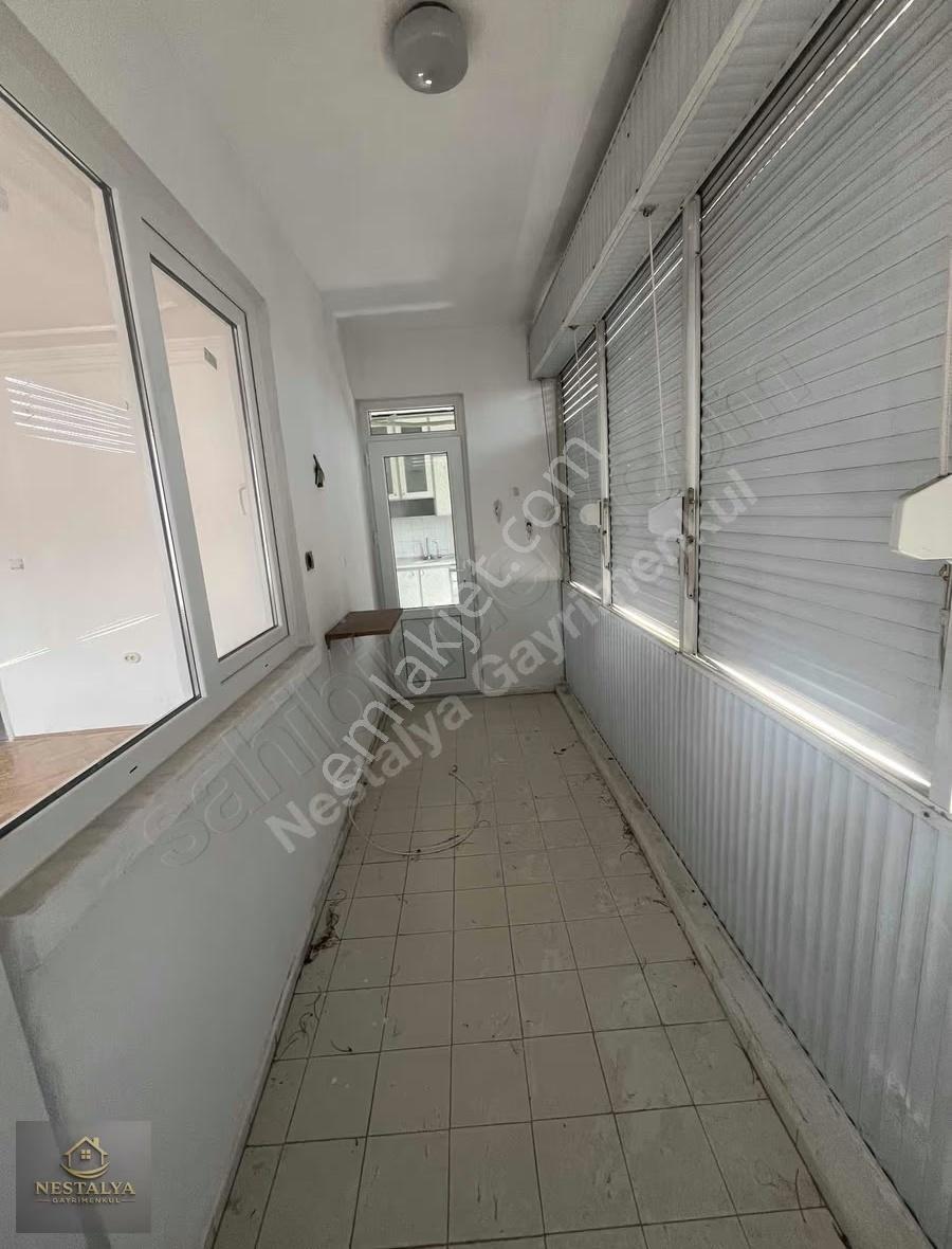 Muratpaşa Üçgen Mah Geniş 3+1 Kiralık Daire Asansör Yok 3.kat - Görsel 2