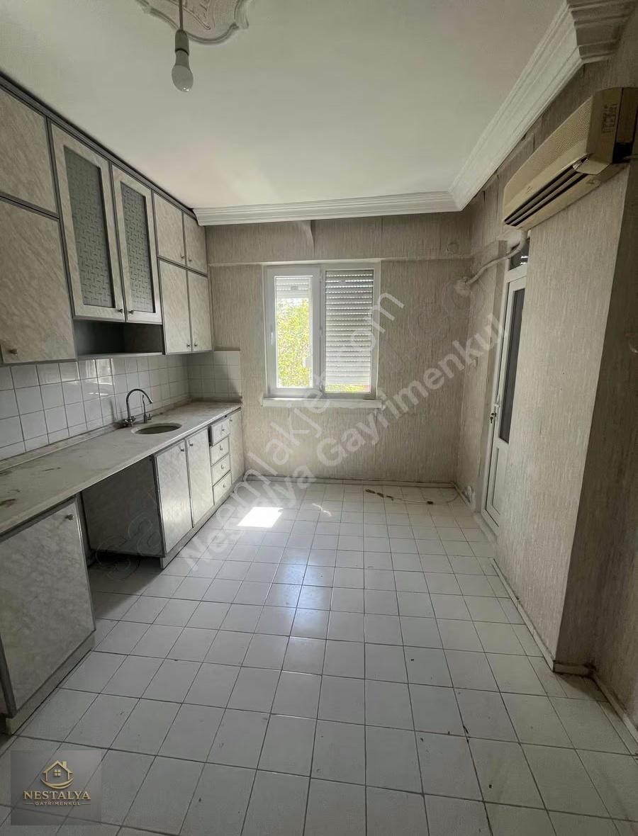 Muratpaşa Üçgen Mah Geniş 3+1 Kiralık Daire Asansör Yok 3.kat - Görsel 19