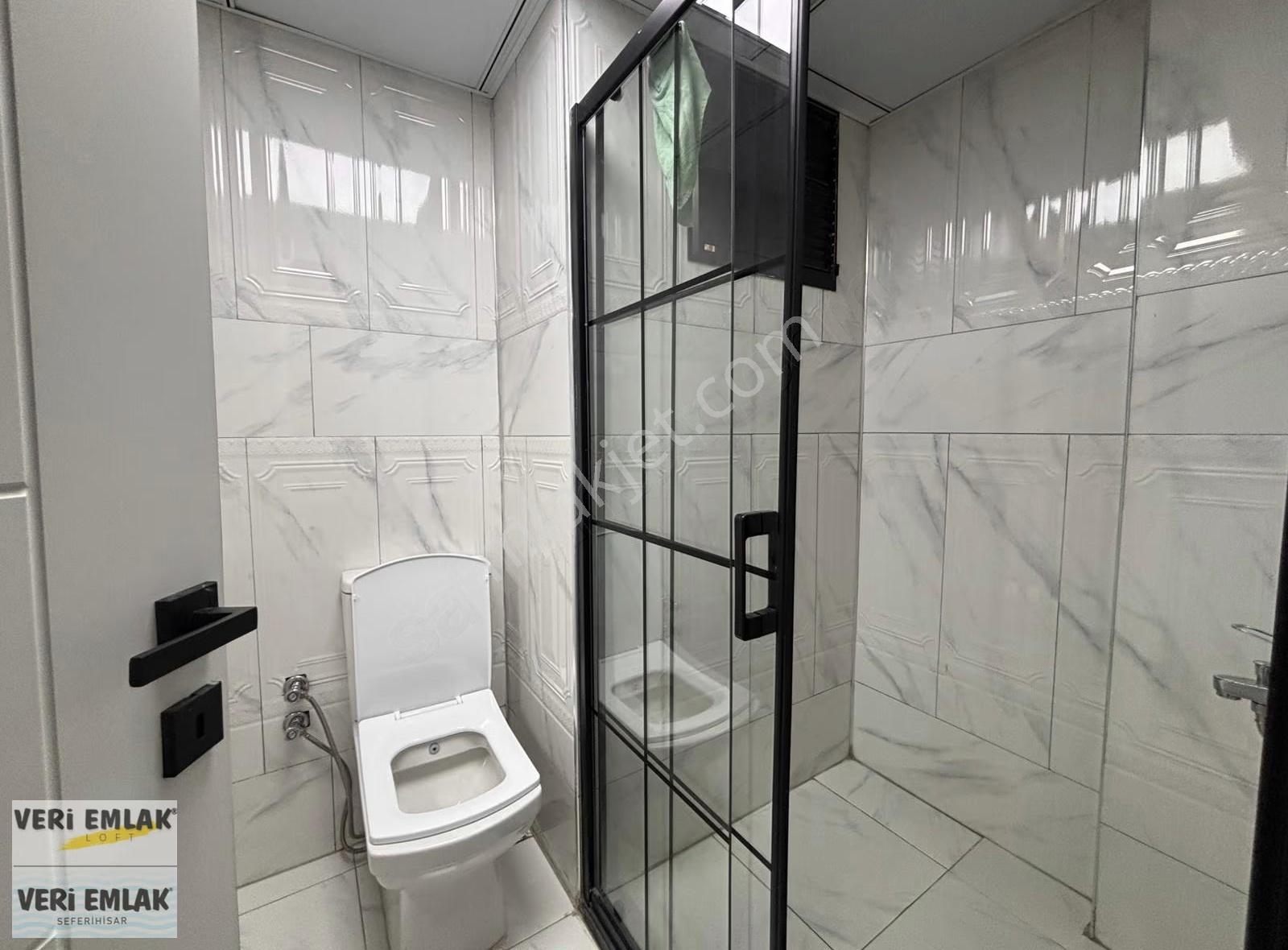 Veri'den Havuzlu Sitede 3+1 Ebeveyn Banyolu Satılık Daire! - Görsel 2
