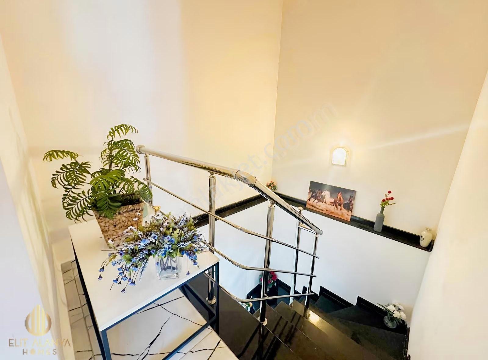 Oba Çarşamba Da Site İçerisinde Satılık 2+1 Eşyalı Dublex Daire - Görsel 10