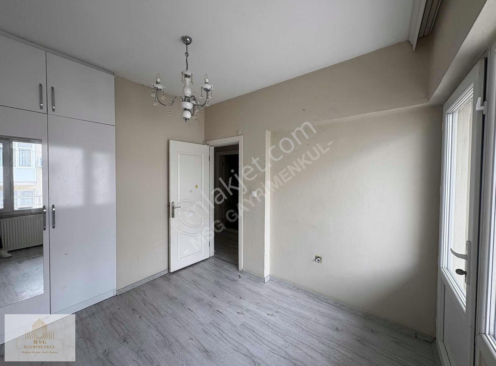 Msg'den Mithatpaşa Cadde Yakını 3+1 Tadilatlı Deniz Gören Daire - Görsel 44