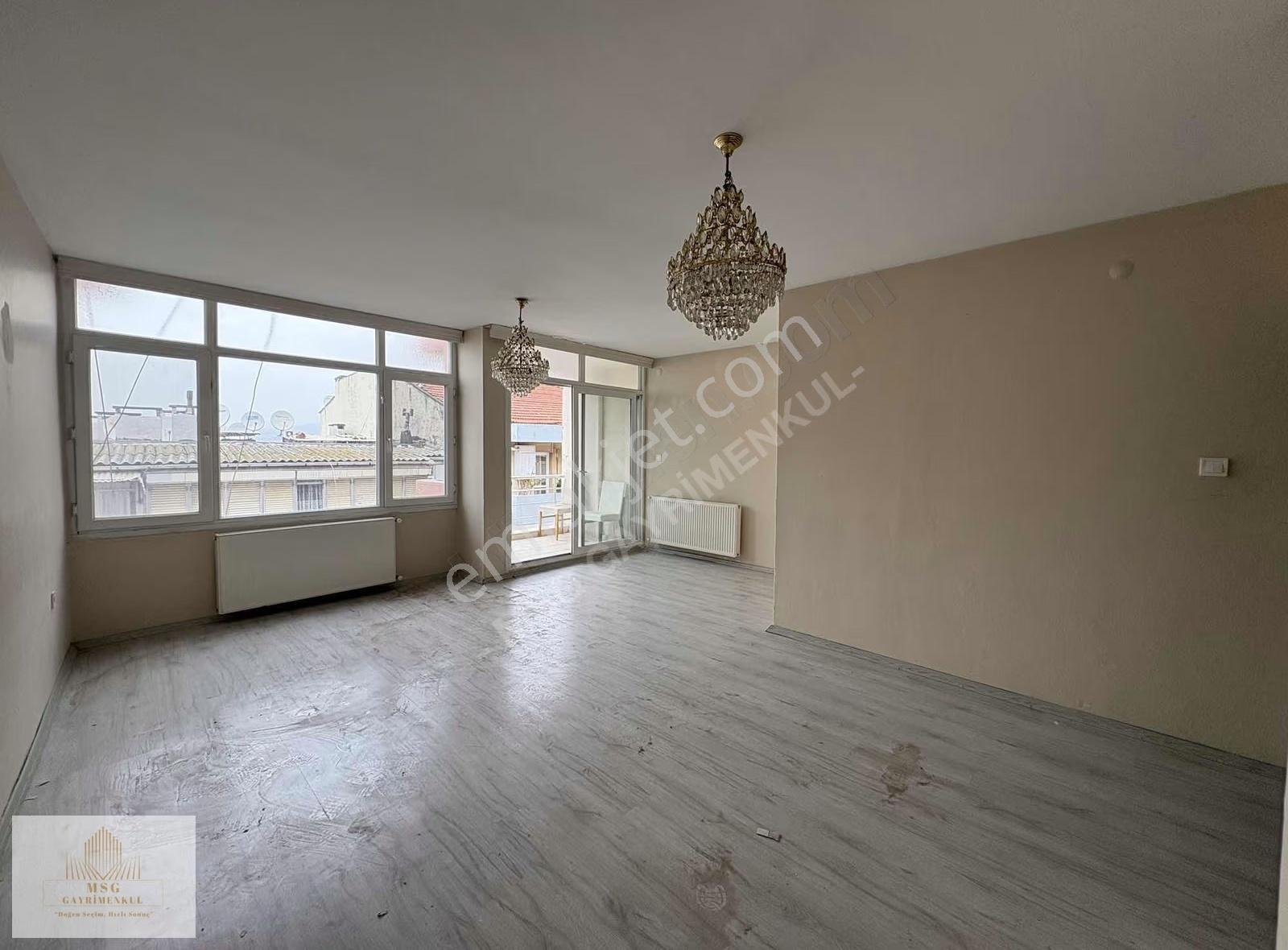 Msg'den Mithatpaşa Cadde Yakını 3+1 Tadilatlı Deniz Gören Daire - Görsel 23