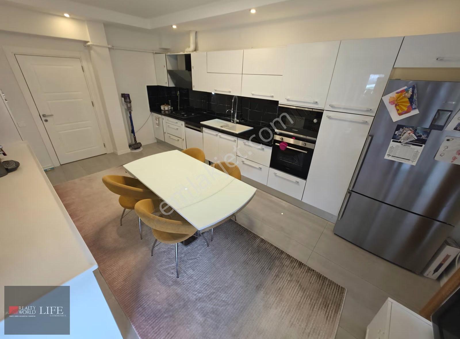 Rwlıfe// Frezya Sitesi 280m² 5+1 Kapalı Havuzlu Satılık Daire - Görsel 21
