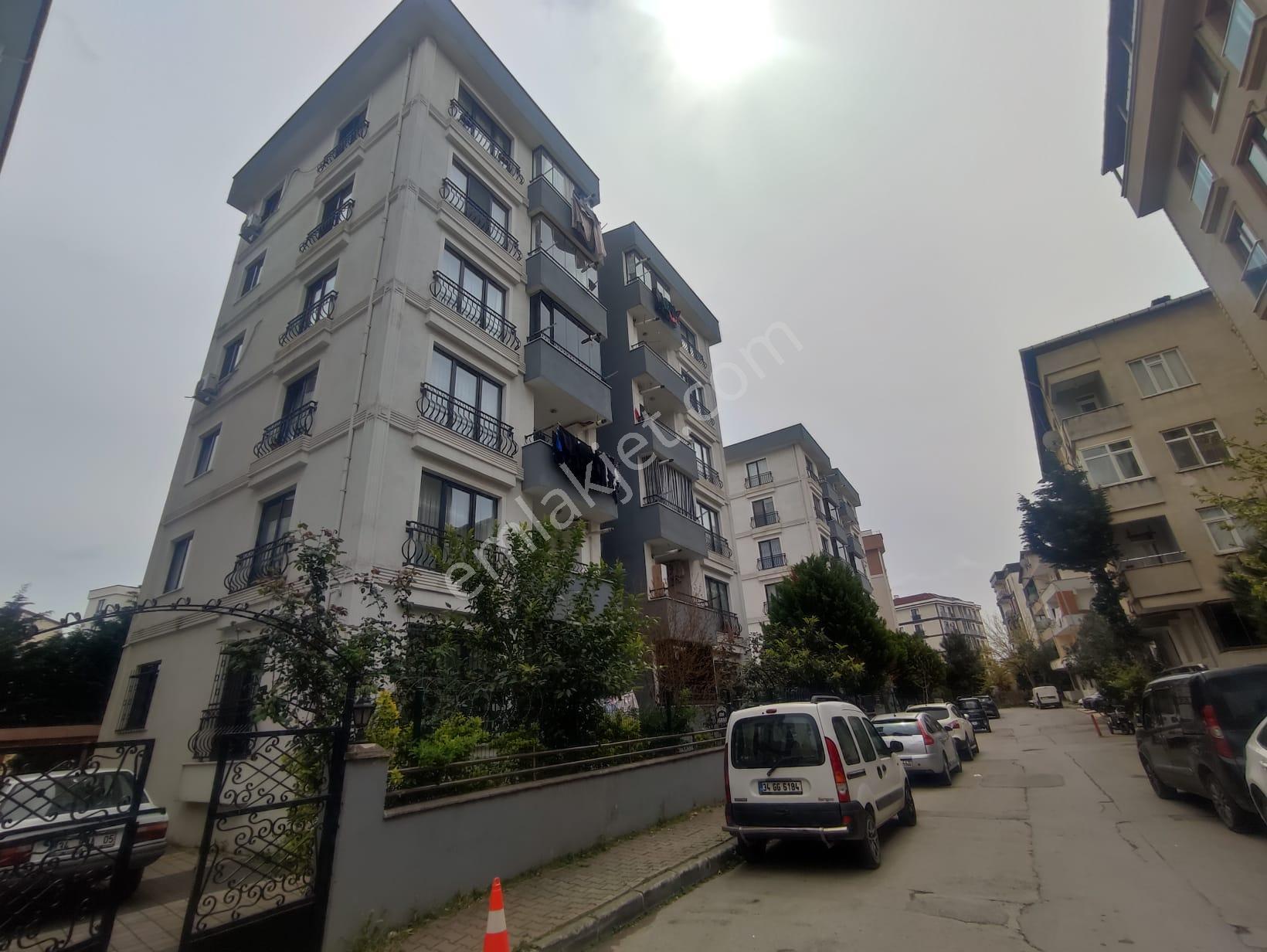 Tuzla Evliya Çelebi De Merkezi Noktada Ara Kat 3+1 Satılık Daire