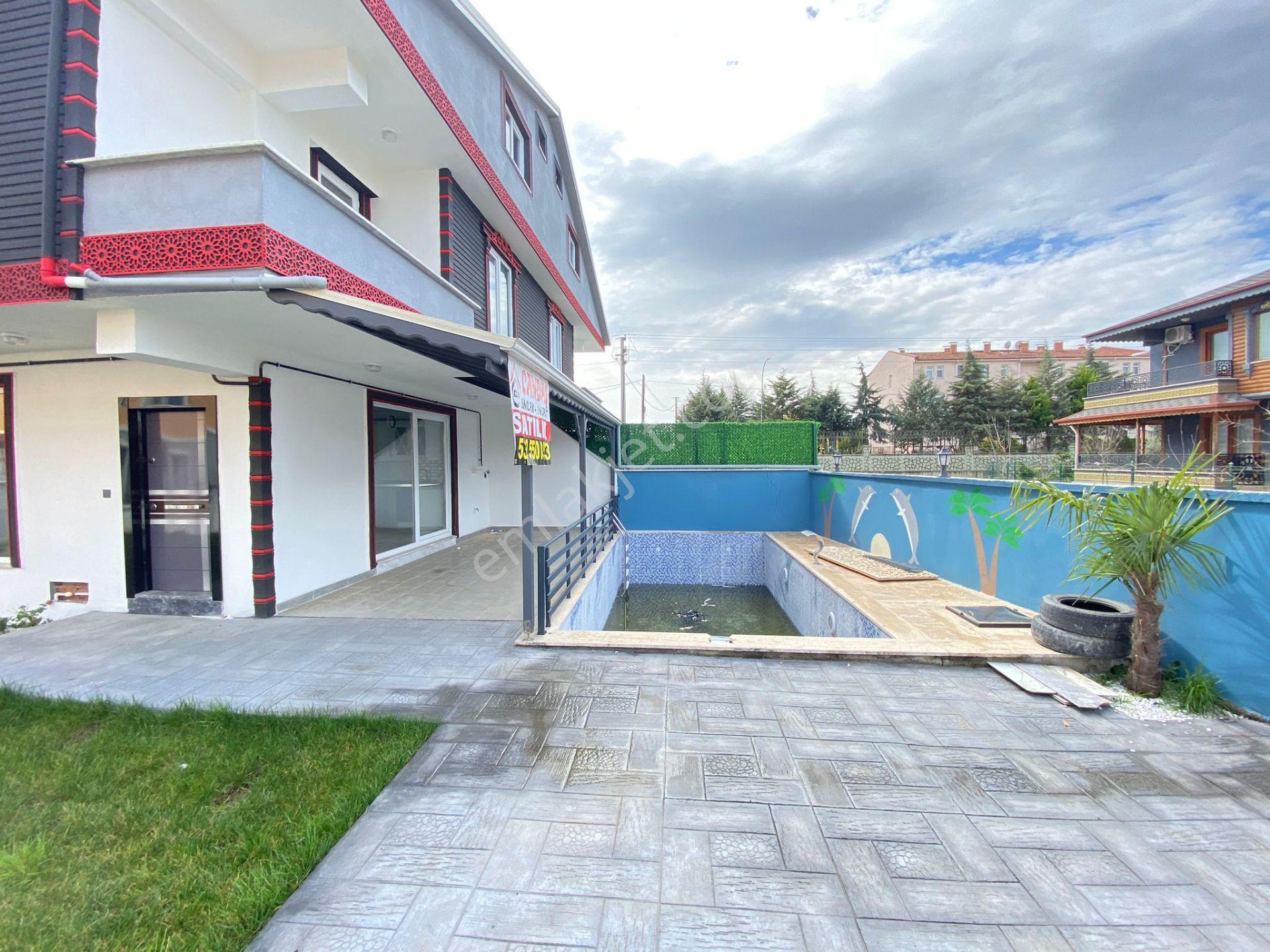 Harunyılmaz İnşaa"ttan 4+1 210m2 Havuzlu Otaparklı Muthiş Villa - Görsel 2