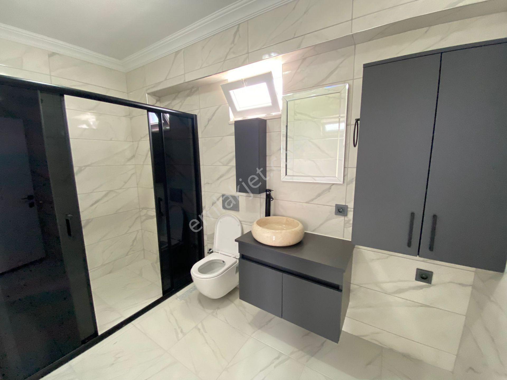 Harunyılmaz İnşaa"ttan 4+1 210m2 Havuzlu Otaparklı Muthiş Villa - Görsel 19