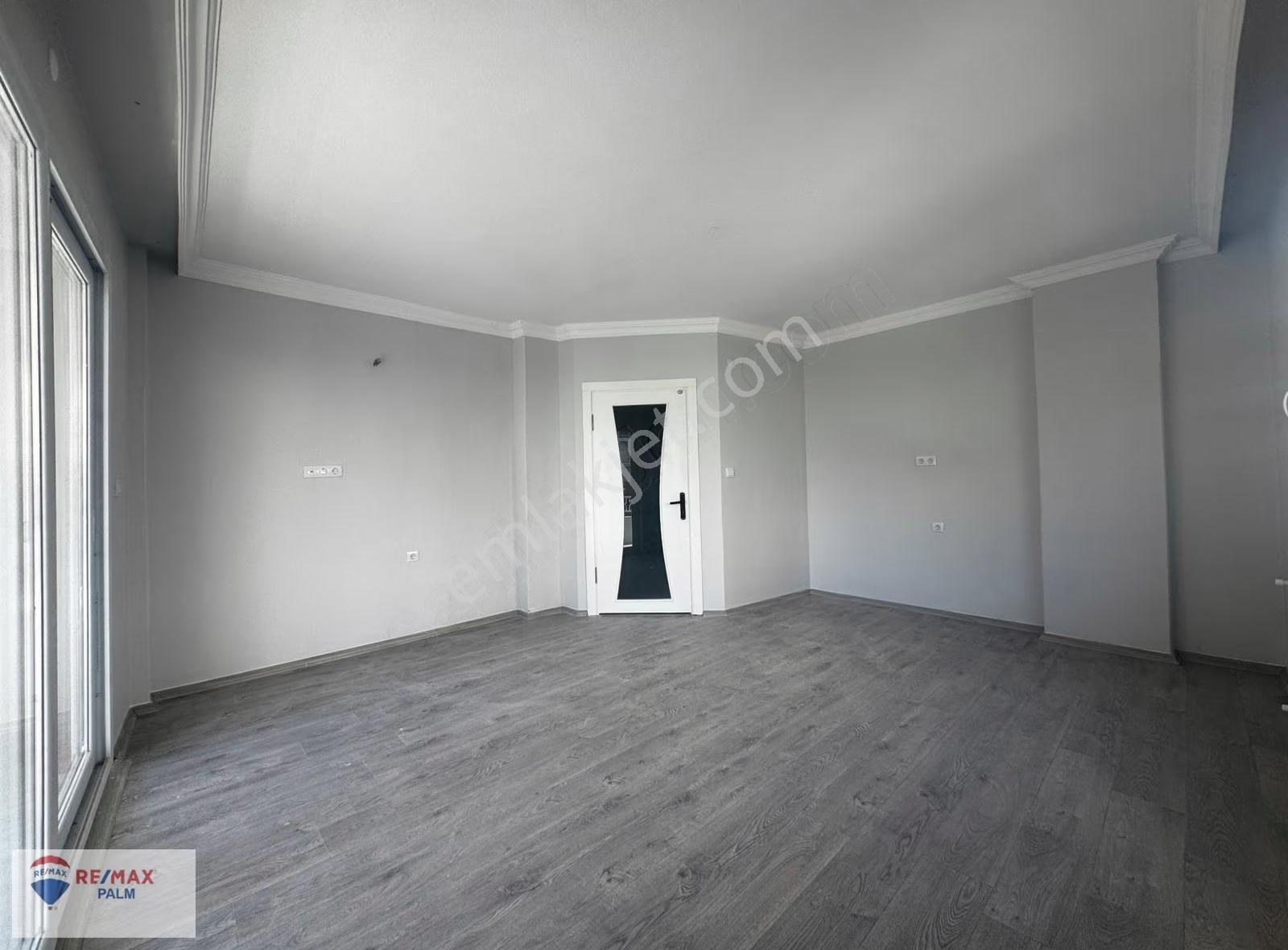 Remax Palm'den Sahile 2. Parsel Deniz Manzaralı Satılık Daire - Görsel 5