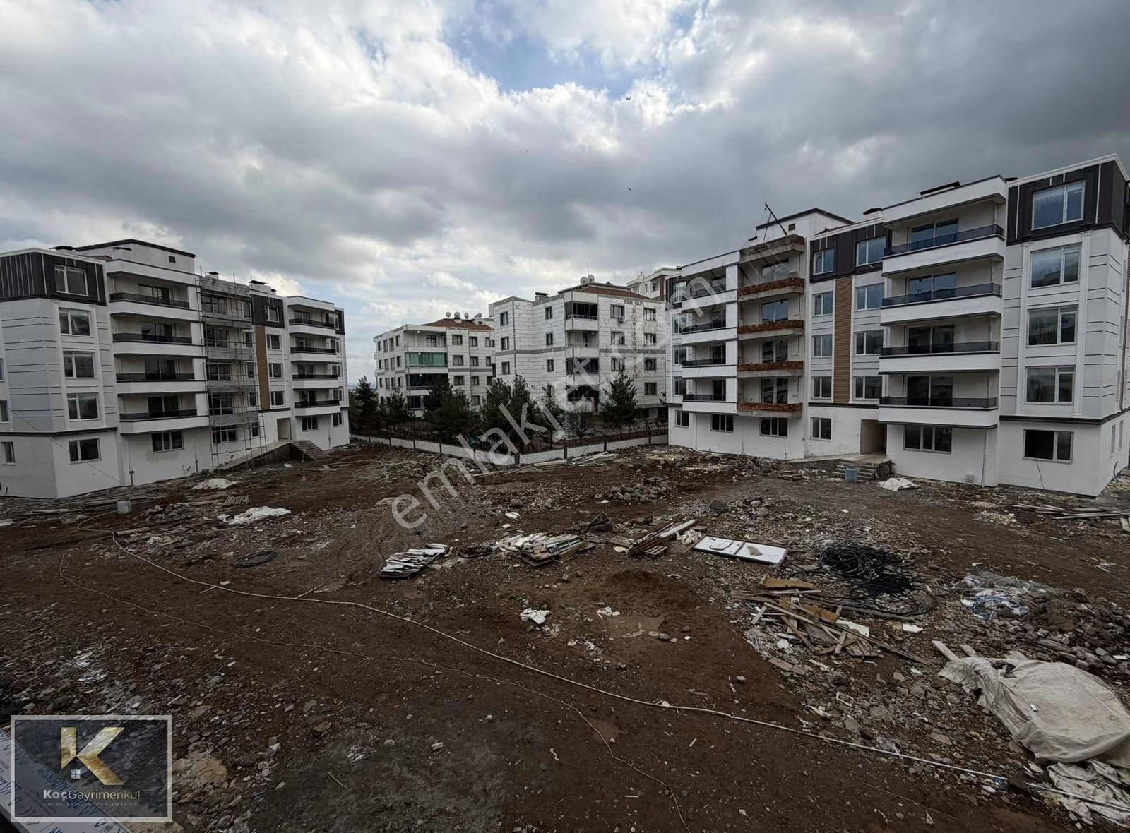 Zümrütkent Caddesi Üzeri Satılık 2+1 Sıfır Fırsat Daire - Görsel 3