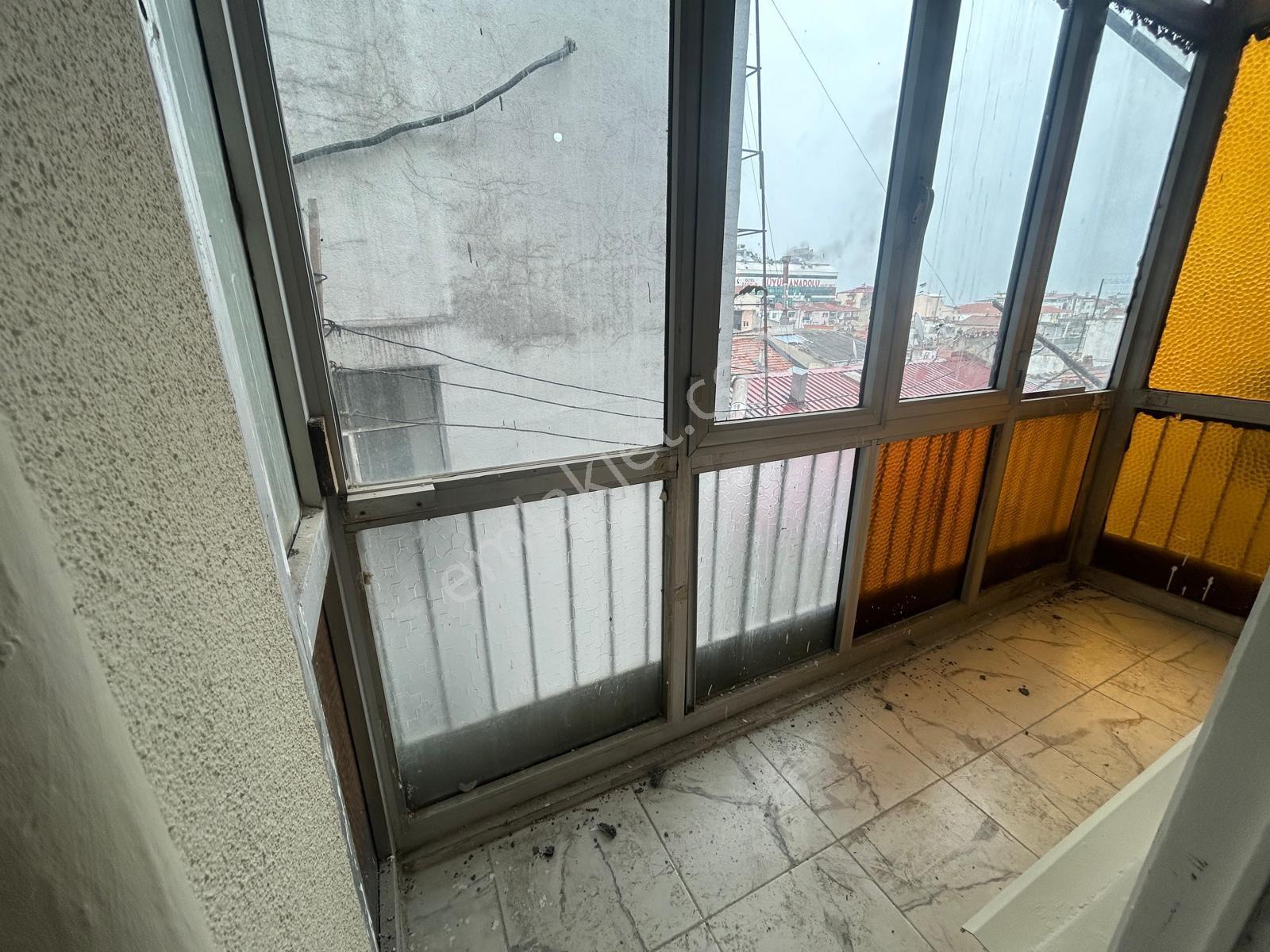 Lise Caddesinde Mükemmel Satılık Daire - Görsel 5