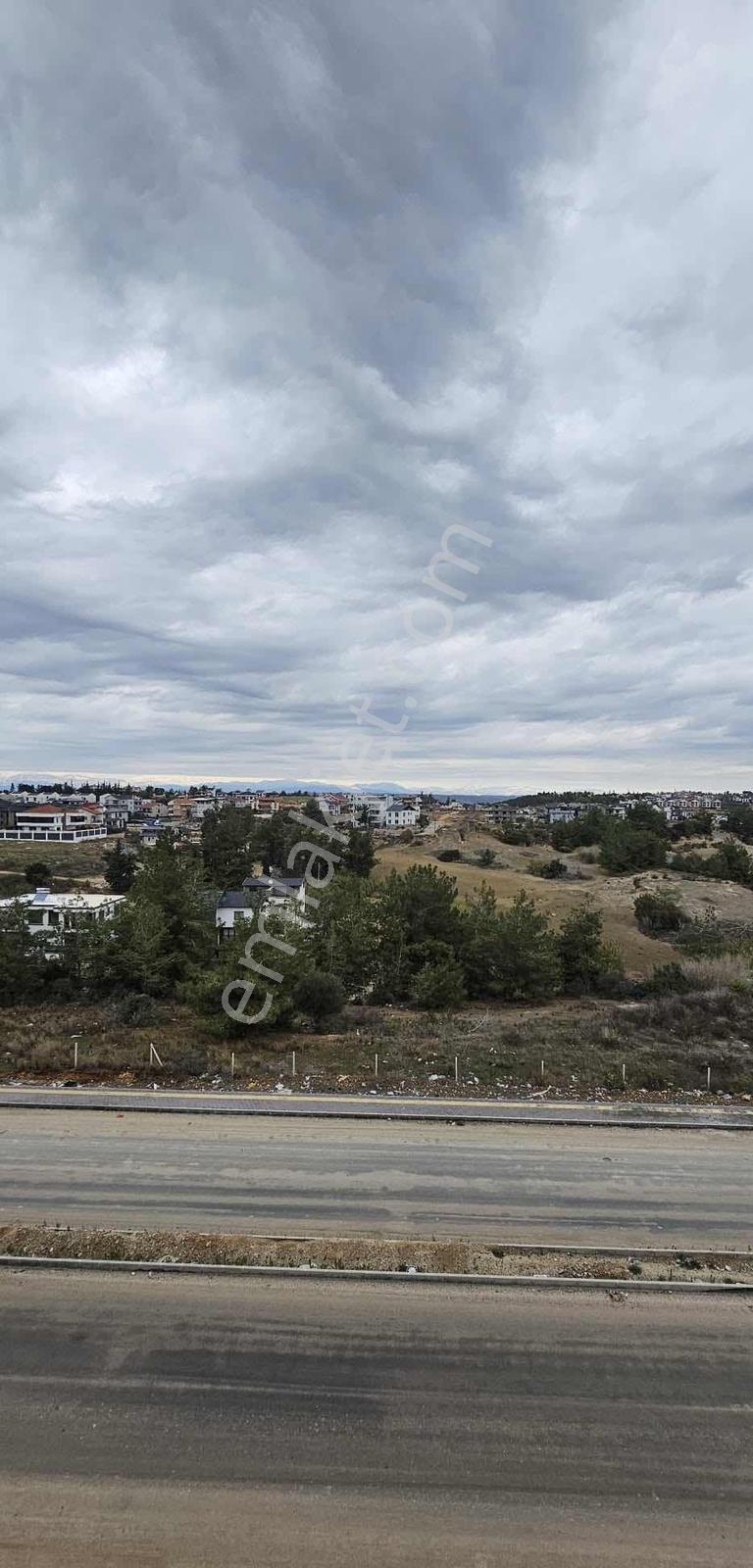 Çınarlı'da 2+1 K.mutfak Hasarsız İskanlı Kombili Kiralık Daire - Görsel 11