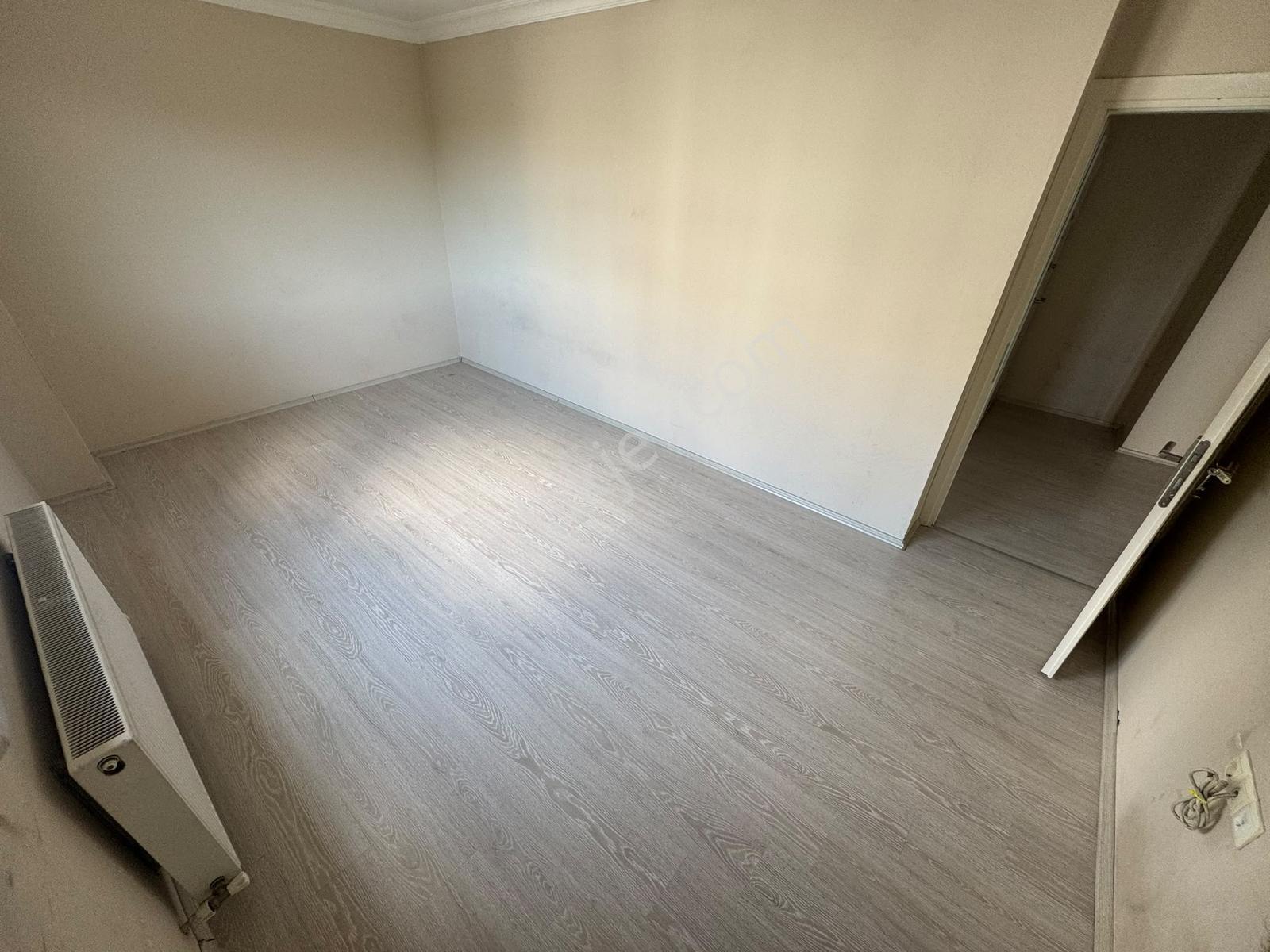 !köşklüçeşme Mah Geniş M2'li Ferah Teraslı 4+1 Dubleks Daire - Görsel 14