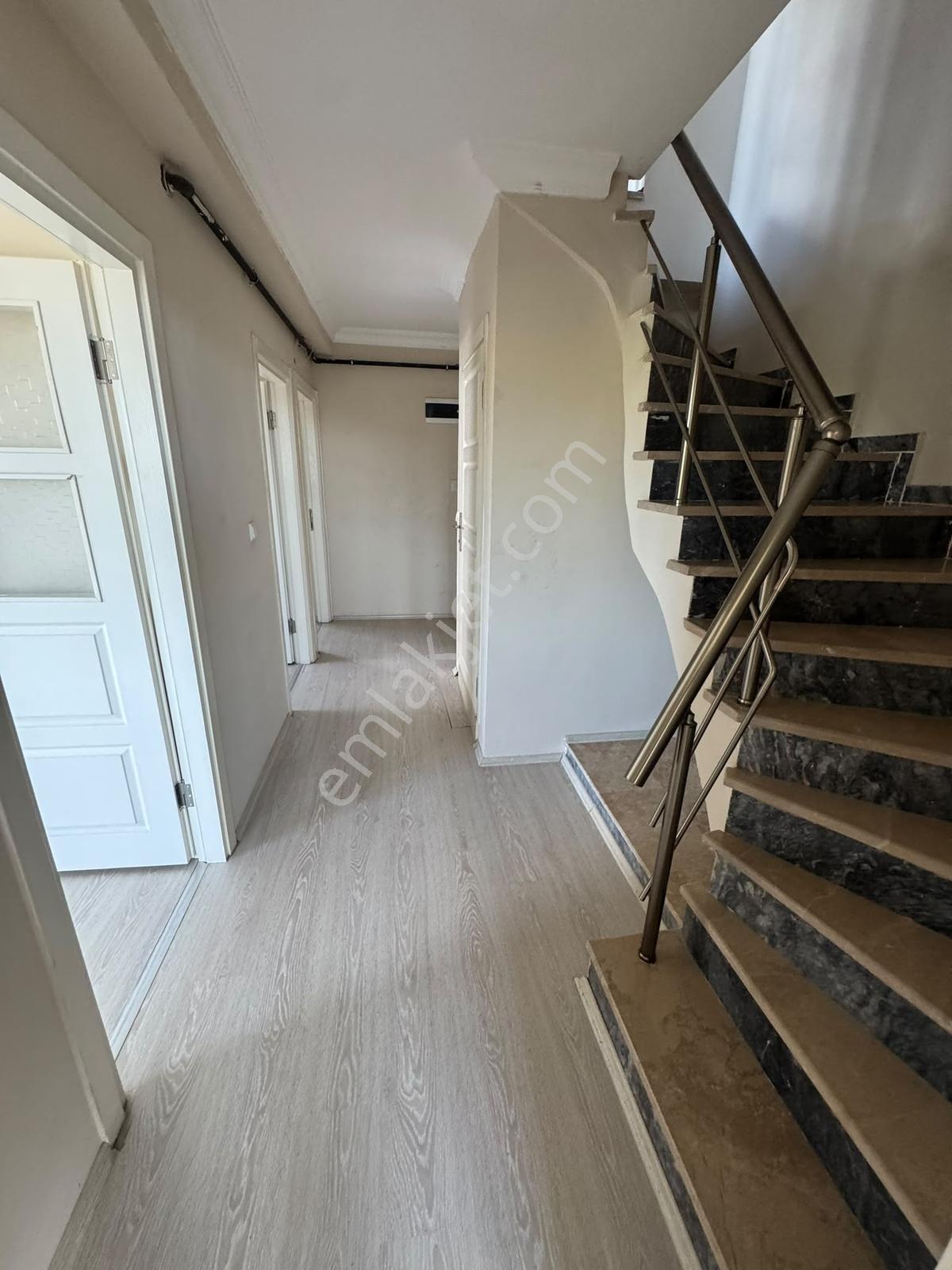 !köşklüçeşme Mah Geniş M2'li Ferah Teraslı 4+1 Dubleks Daire - Görsel 28
