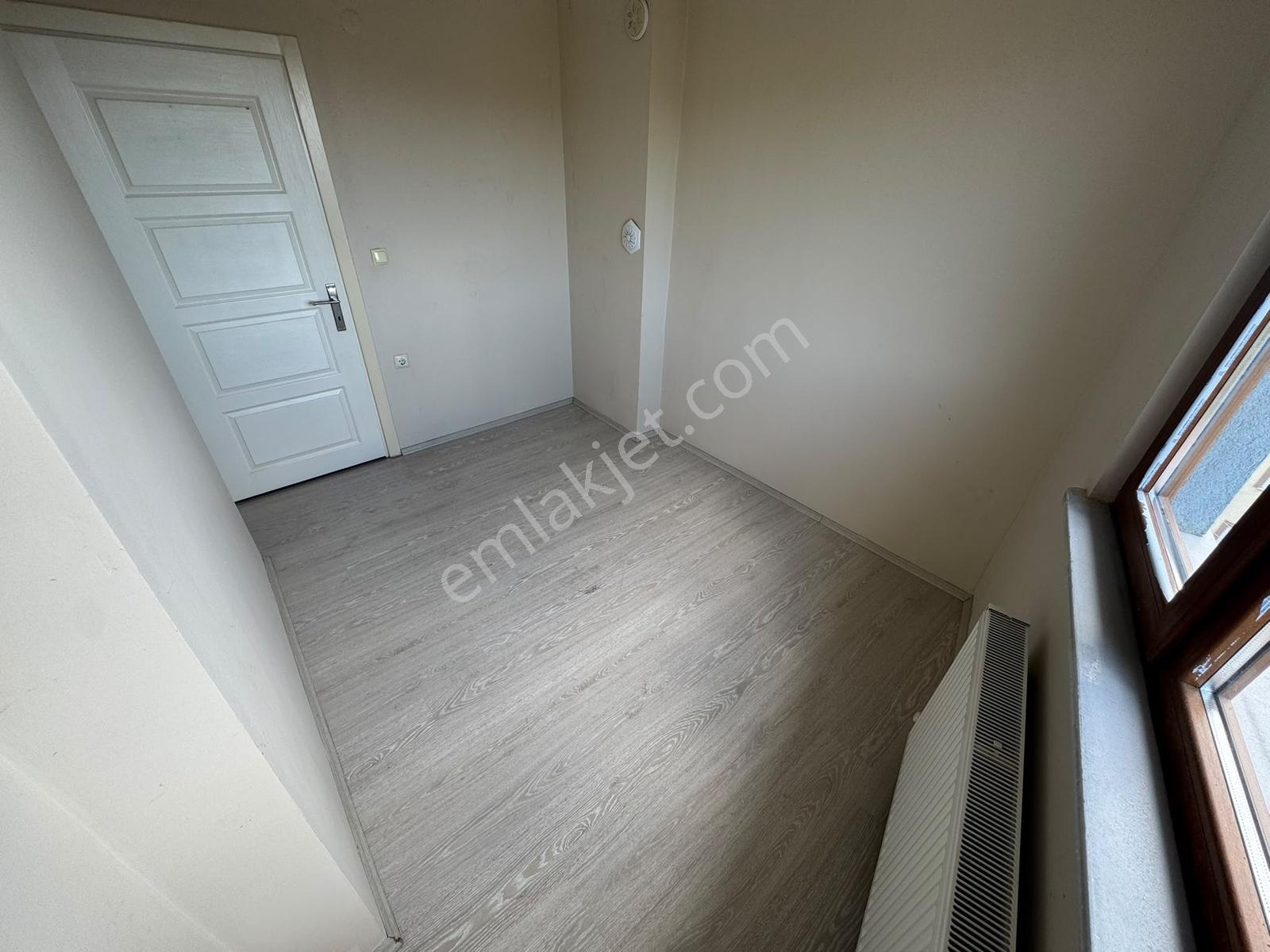 !köşklüçeşme Mah Geniş M2'li Ferah Teraslı 4+1 Dubleks Daire - Görsel 13