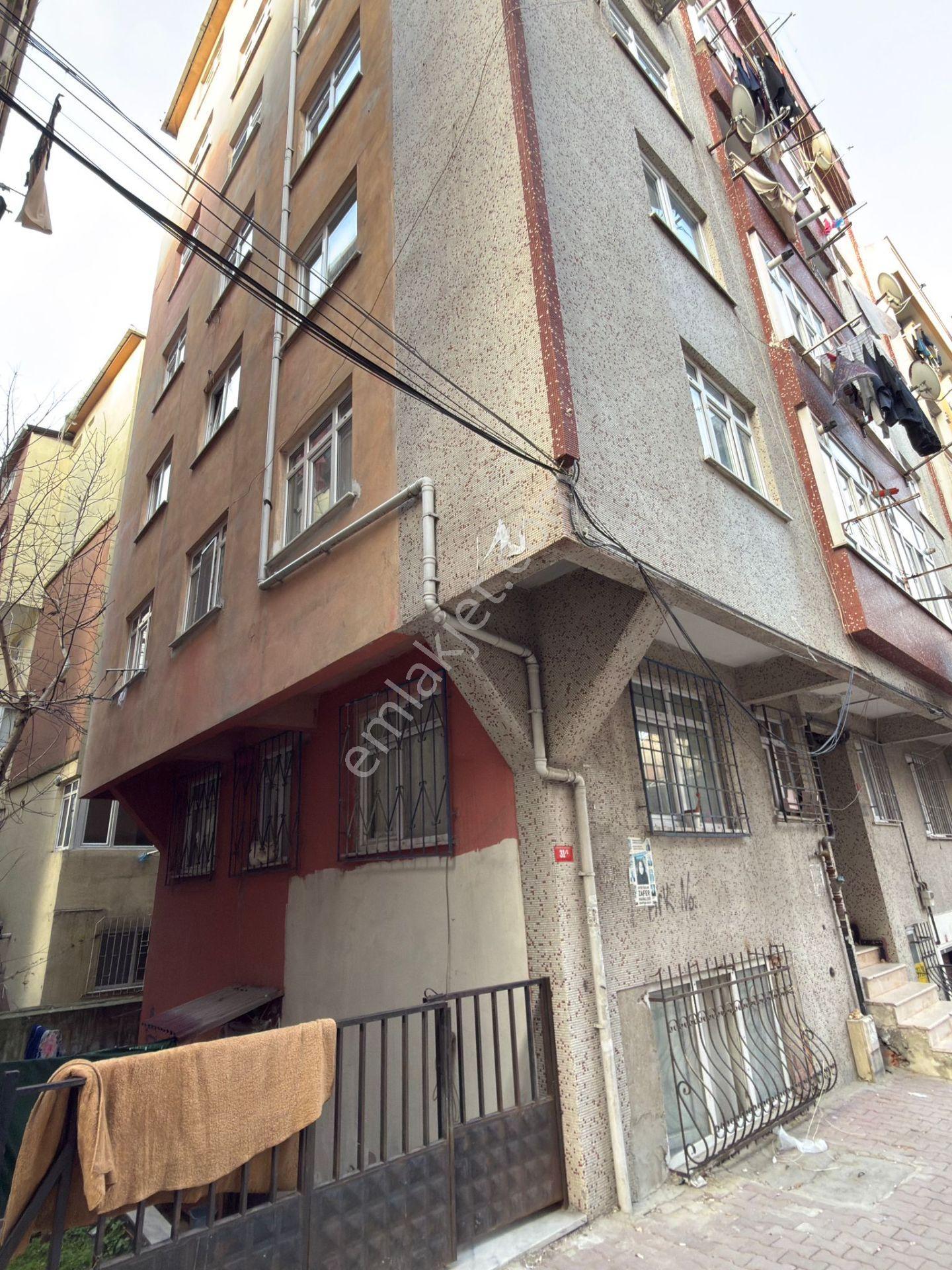 Bahçelievler Zafer'de Metro Yakını Satılık 65m² 2+1 Daire - Görsel 25