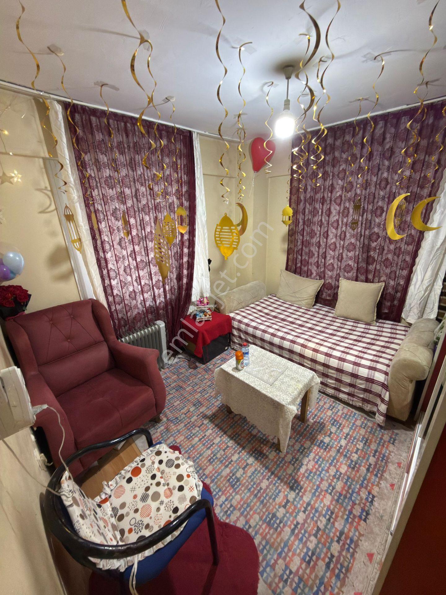 Bahçelievler Zafer'de Metro Yakını Satılık 65m² 2+1 Daire - Görsel 4