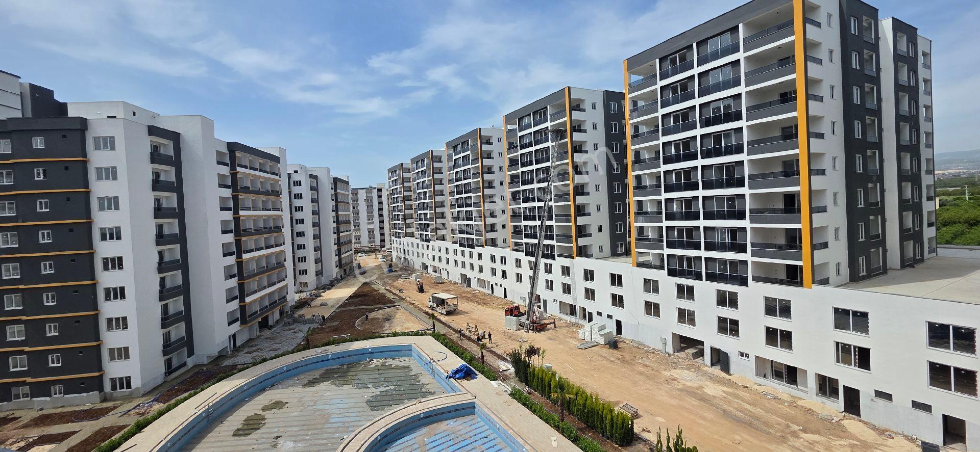 Royal Emlaktan Erdemli Tömük Mah Satlık 2+1 Yazlık 140m2 Daire 10 Bloklu - Görsel 35