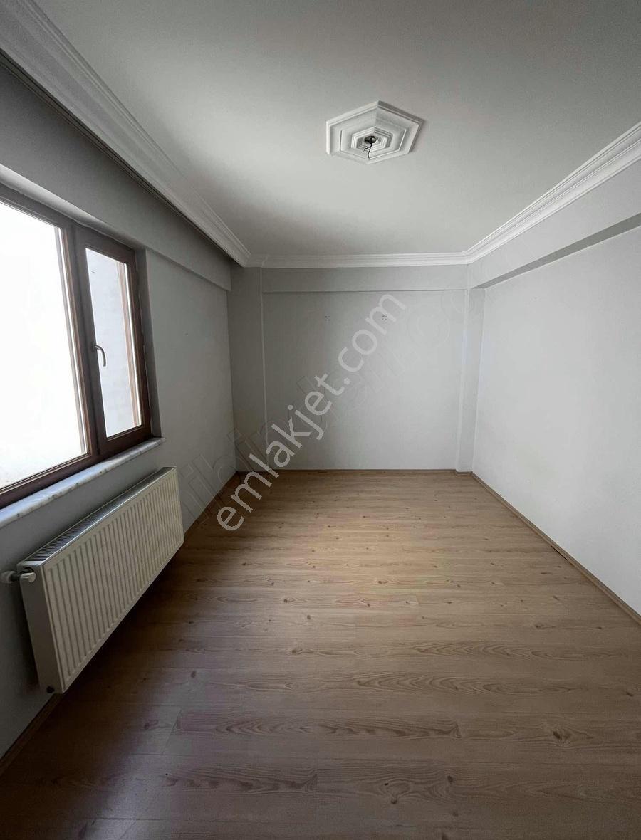 Gemlik Merkezde Özdilek Civarı Kiralık Sıfır Daire - Görsel 3