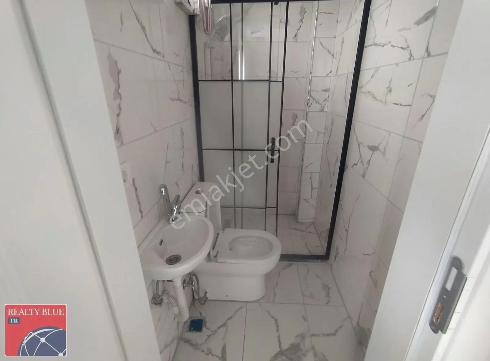 Pendik Kaynarca'da Satılık 3+1 Daire - Görsel 3
