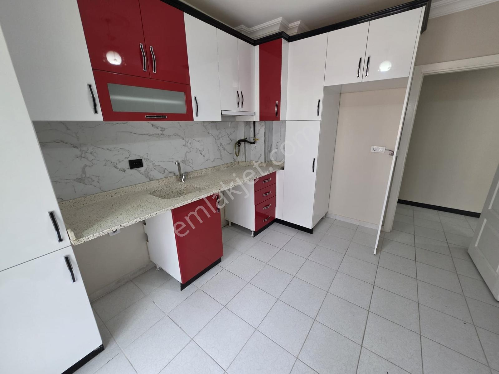 Aslan Emlak Gayrimenkul' Den Kiralık Çamlıca ' Da 2+1 - Görsel 22