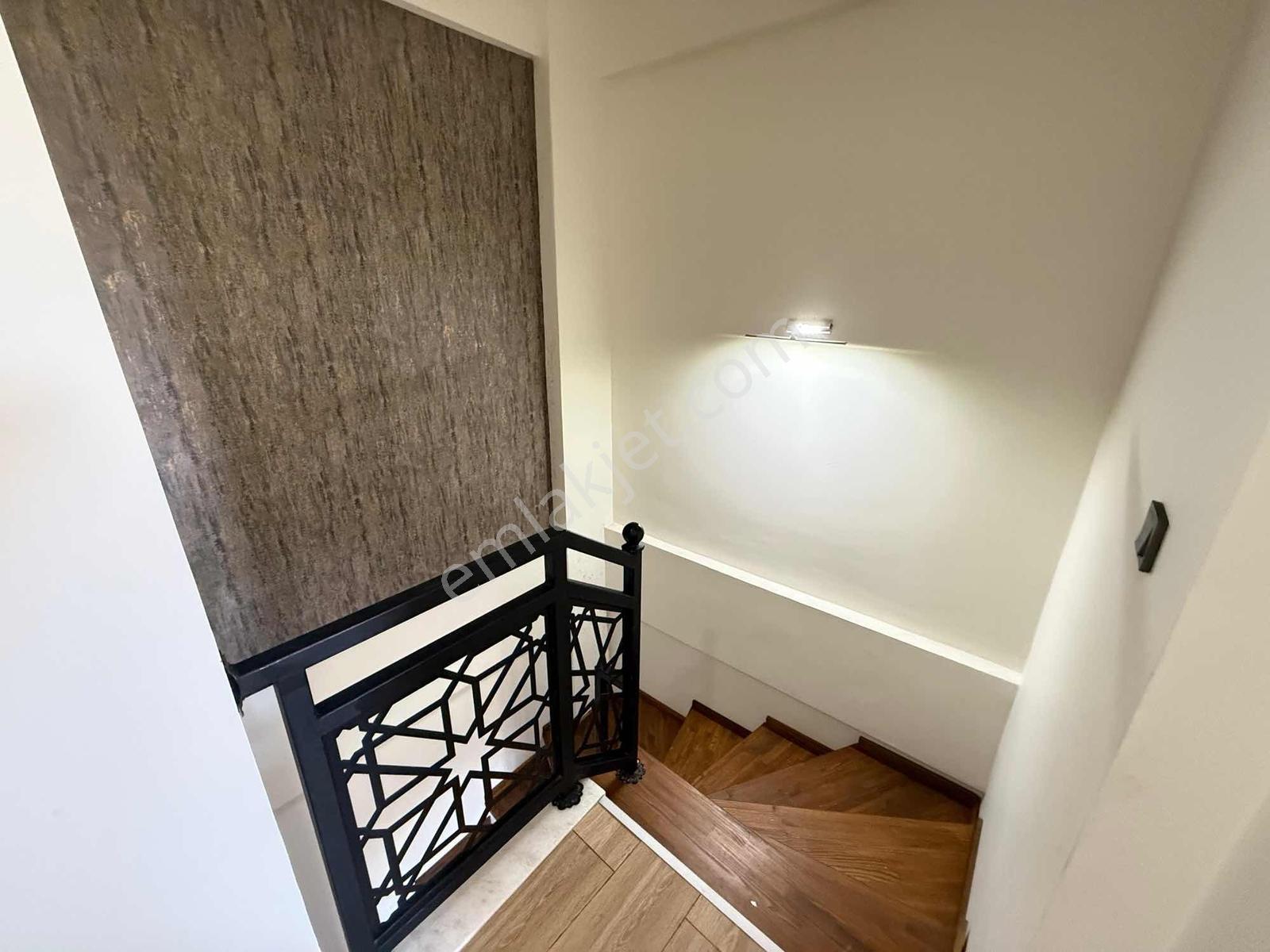 Davutlarda Havuzlu Butik Sitede Satılık 2+1 Villa - Görsel 16
