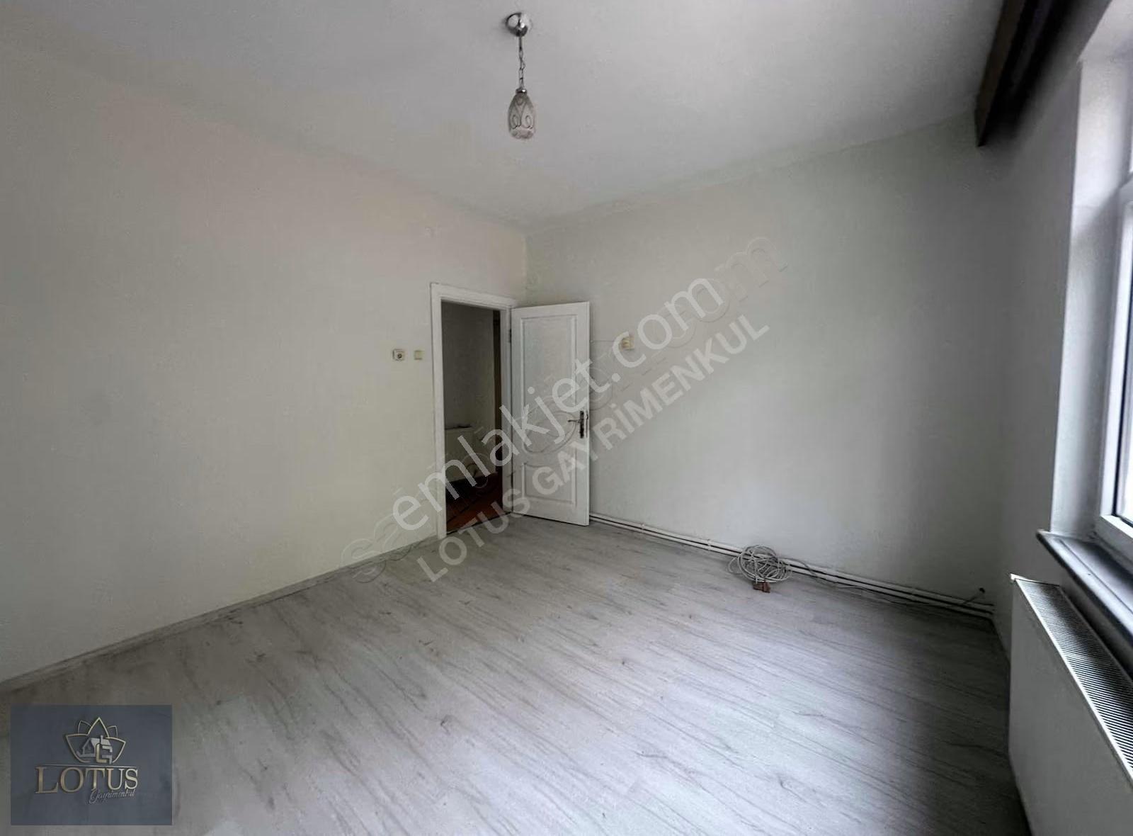 İzmit Orduevinde 2+1 Arakat 100m2 Satılık Daire - Görsel 12