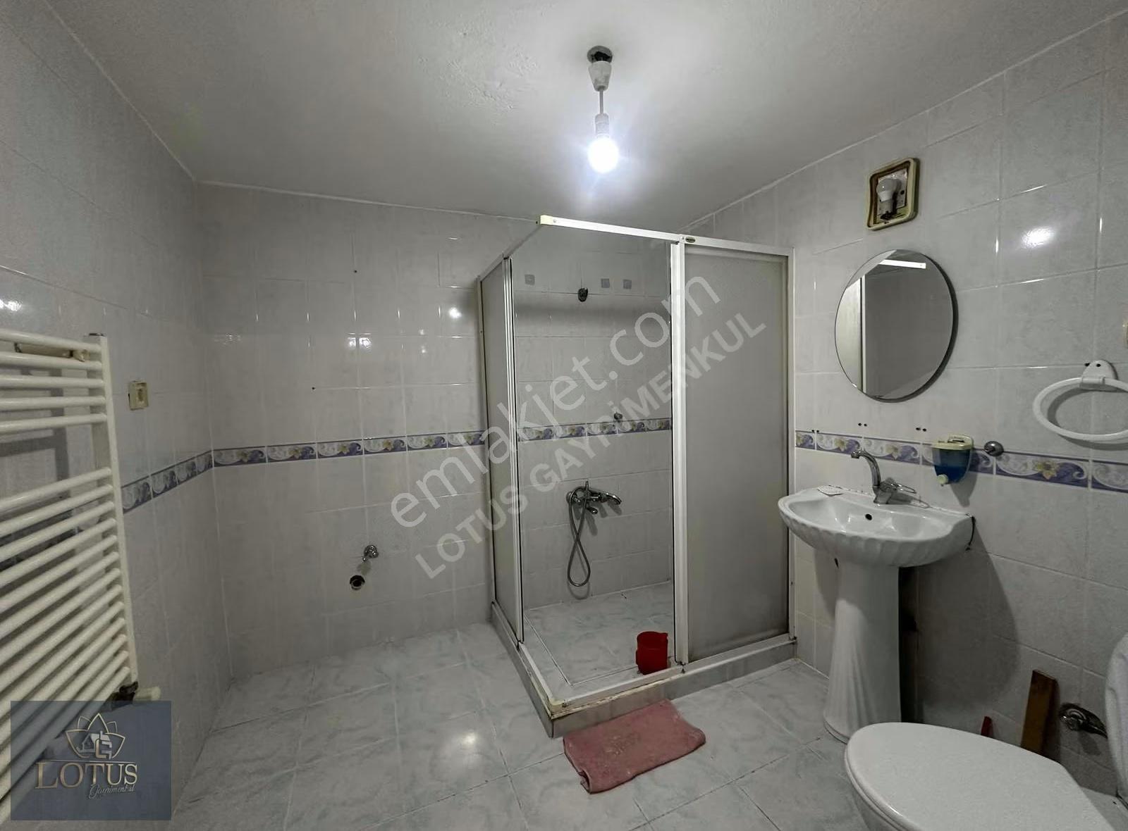 İzmit Orduevinde 2+1 Arakat 100m2 Satılık Daire - Görsel 31