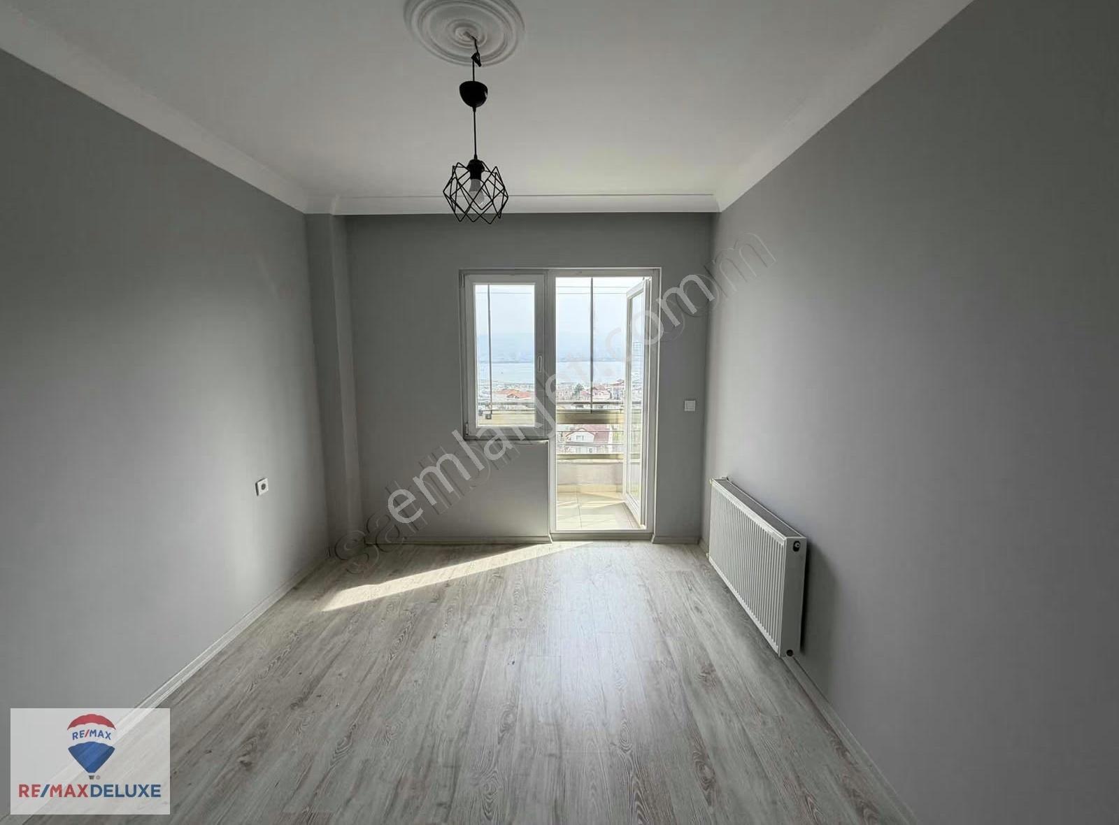 Erenler Mahallesinde Kiralık 2+1 Arakat Dubleks Daire - Görsel 15
