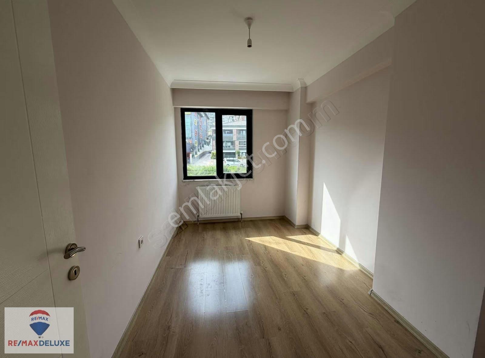 Yeşilova Vogue'da Ara Kat Havuz Cepheli Kiralık 2+1 Daire - Görsel 29