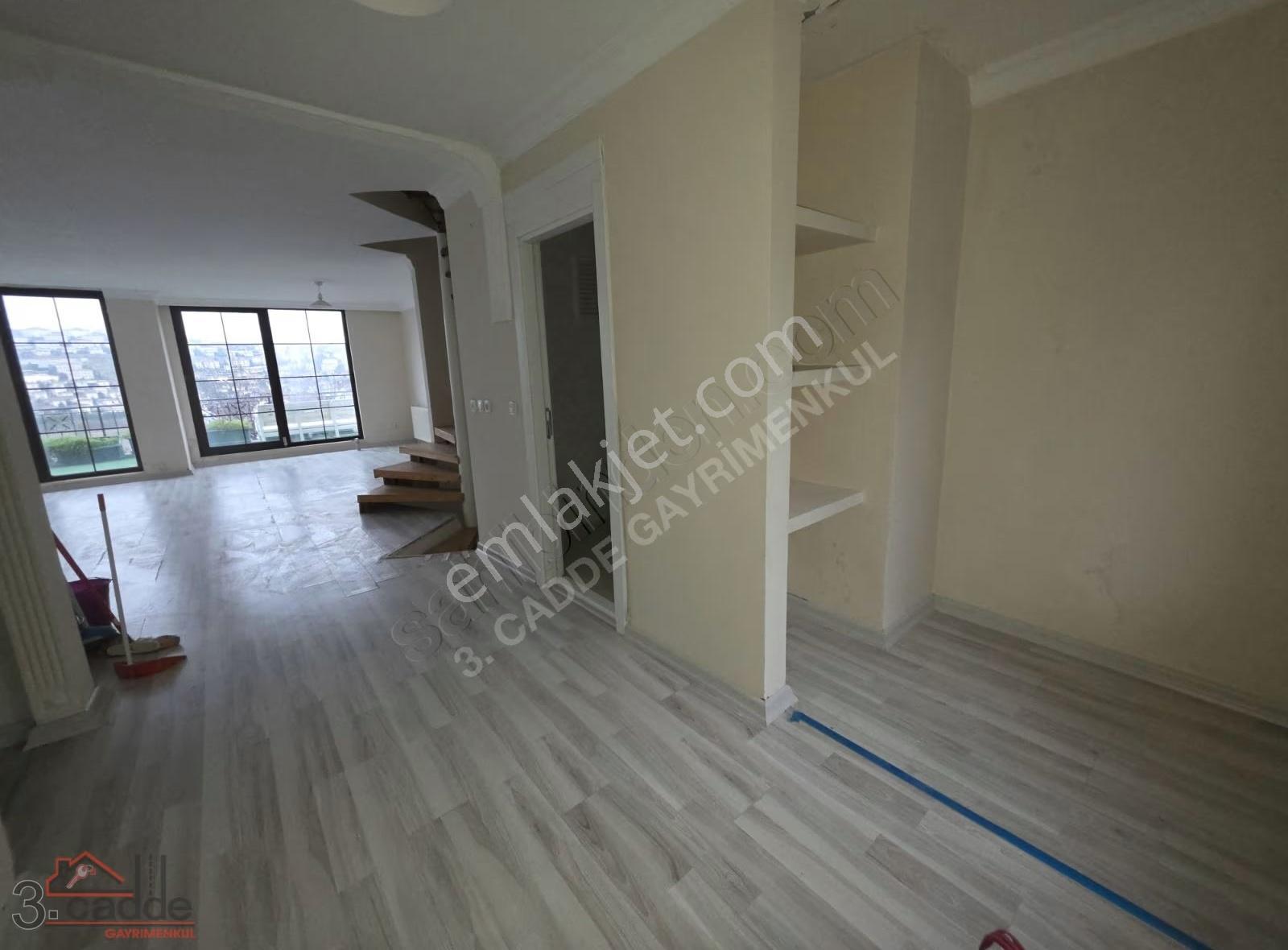 Bahçeşehir Boğazköy Büyük Bahçeli Köşe Villa (ticariye Uygun) - Görsel 24