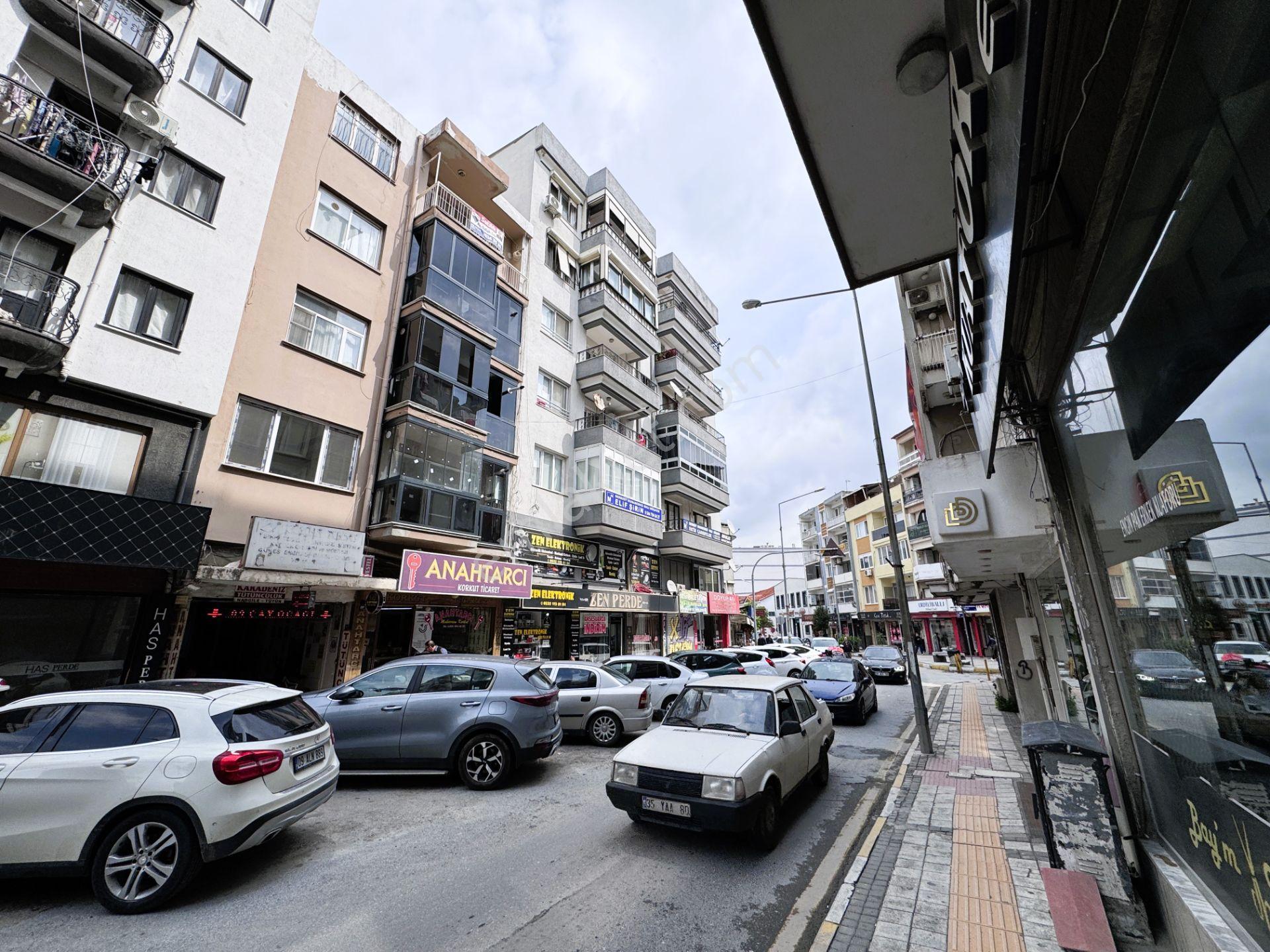 Söke Konak Merkezde Ana Cadde Üzeri Geniş 3+1 Satılık Daire - Görsel 4