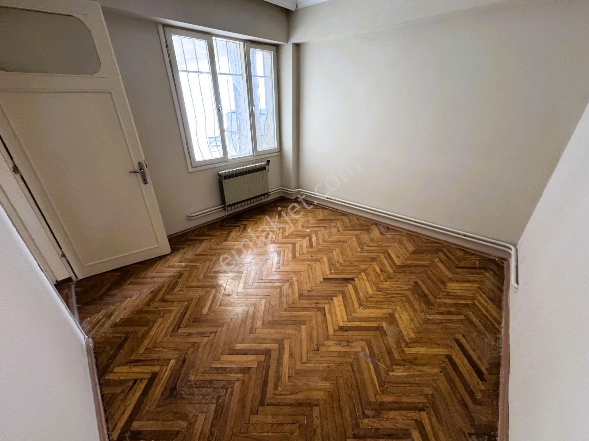 Söke Konak Merkezde Ana Cadde Üzeri Geniş 3+1 Satılık Daire - Görsel 18