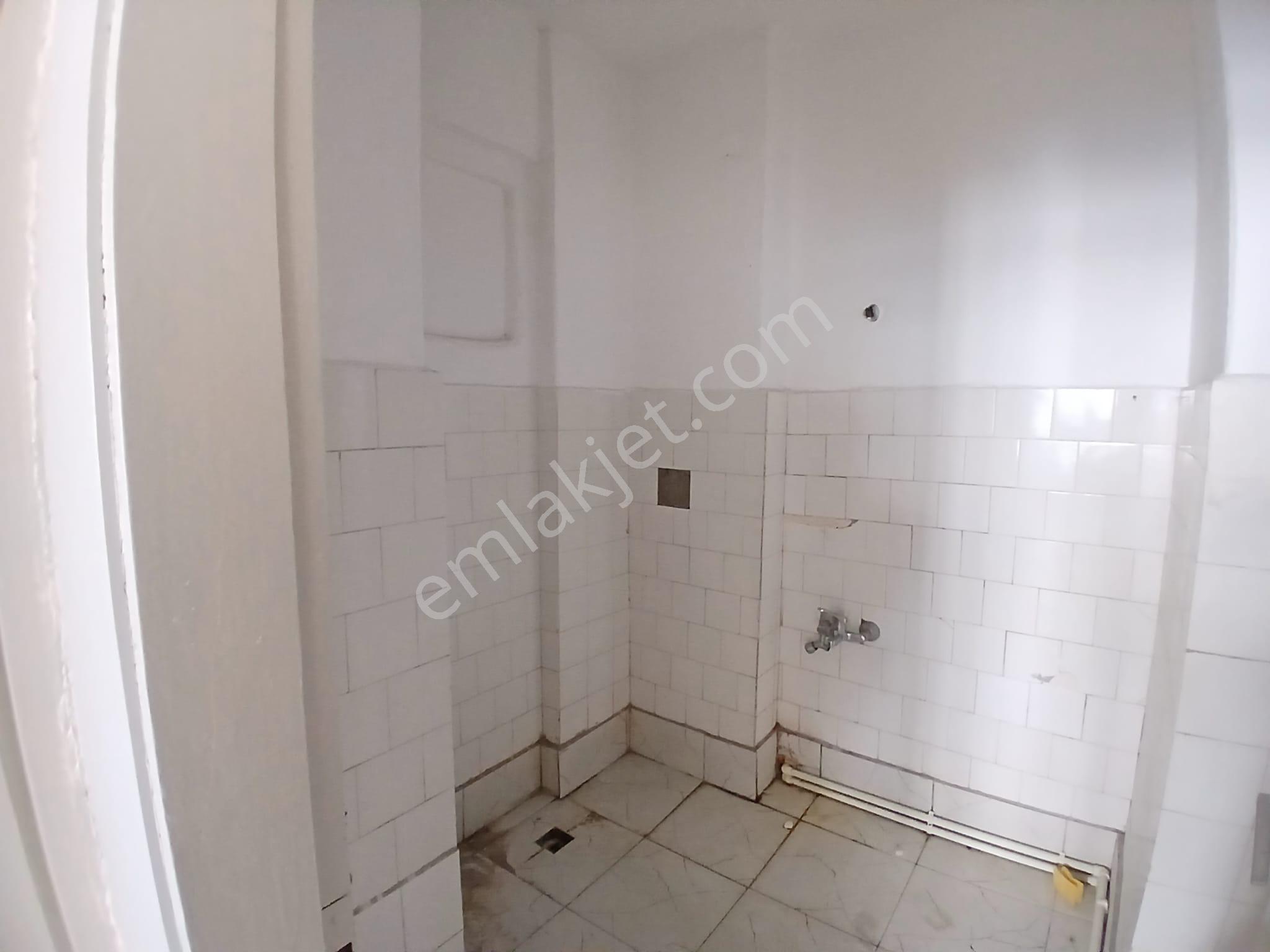 Akçay Emlak'tan Akşehir Çarşı Merkez Stadyum Civarında Doğalgazlı Kiralık 2+1 Daire - Görsel 35