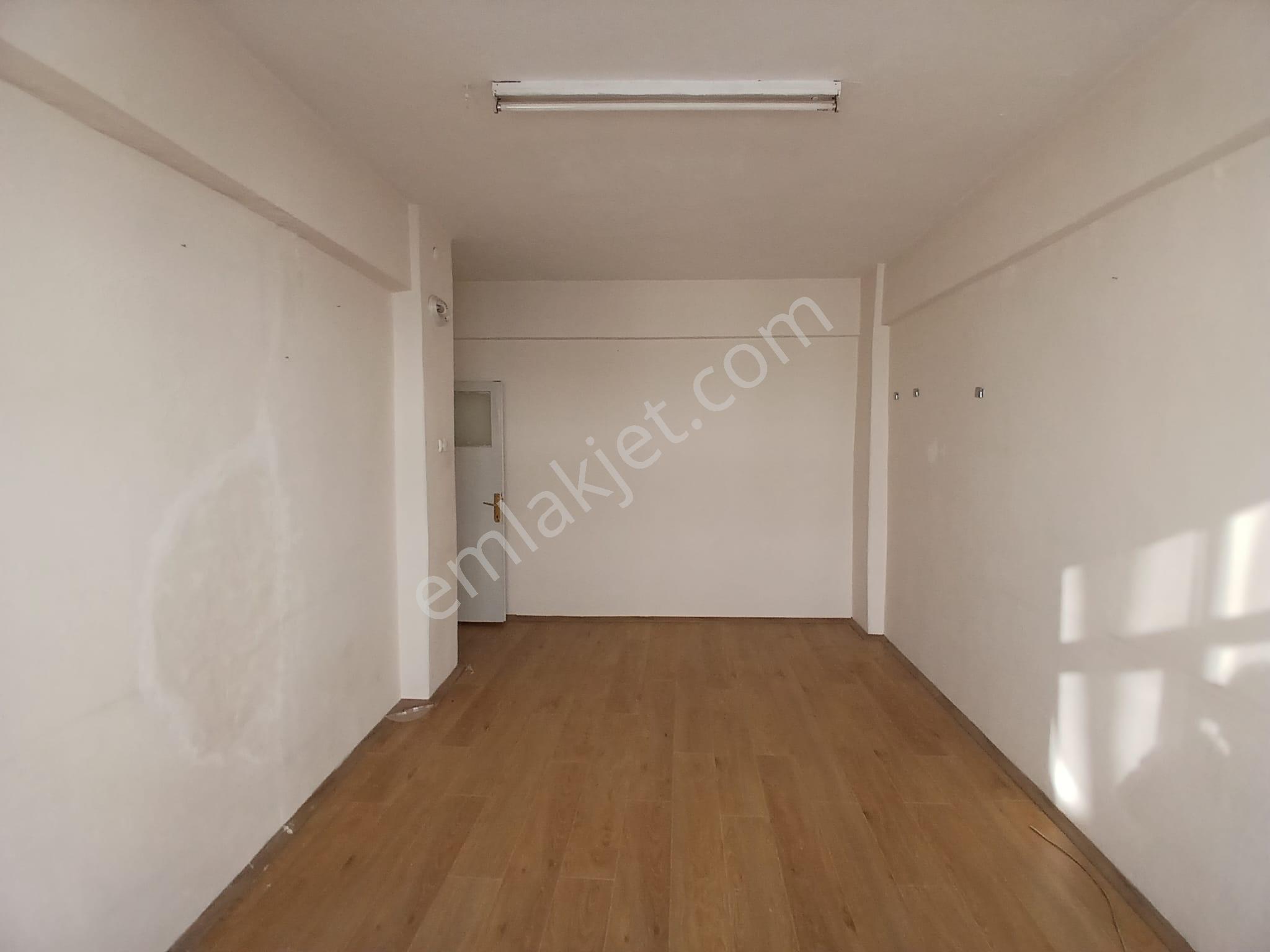 Akçay Emlak'tan Akşehir Çarşı Merkez Stadyum Civarında Doğalgazlı Kiralık 2+1 Daire - Görsel 14