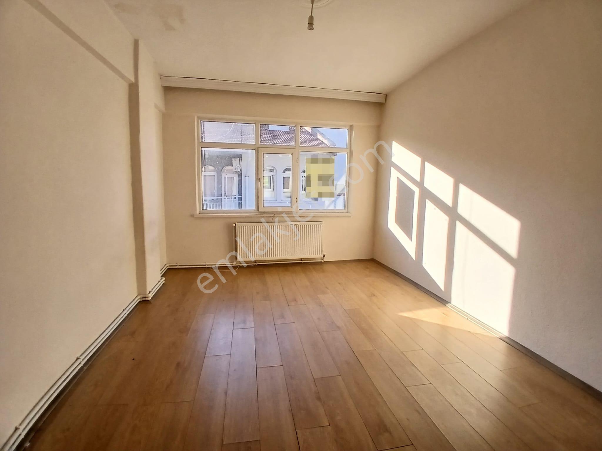 Akçay Emlak'tan Akşehir Çarşı Merkez Stadyum Civarında Doğalgazlı Kiralık 2+1 Daire - Görsel 6