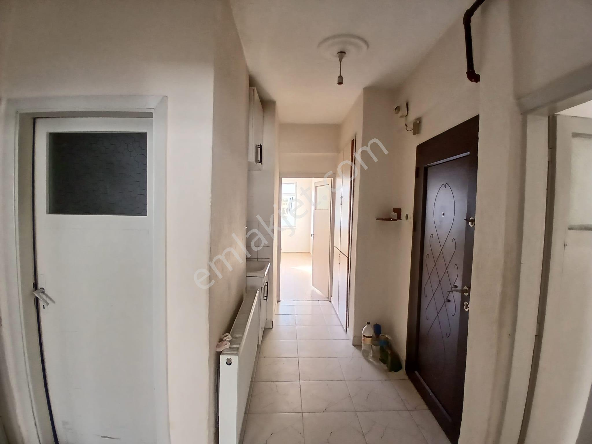 Akçay Emlak'tan Akşehir Çarşı Merkez Stadyum Civarında Doğalgazlı Kiralık 2+1 Daire - Görsel 18