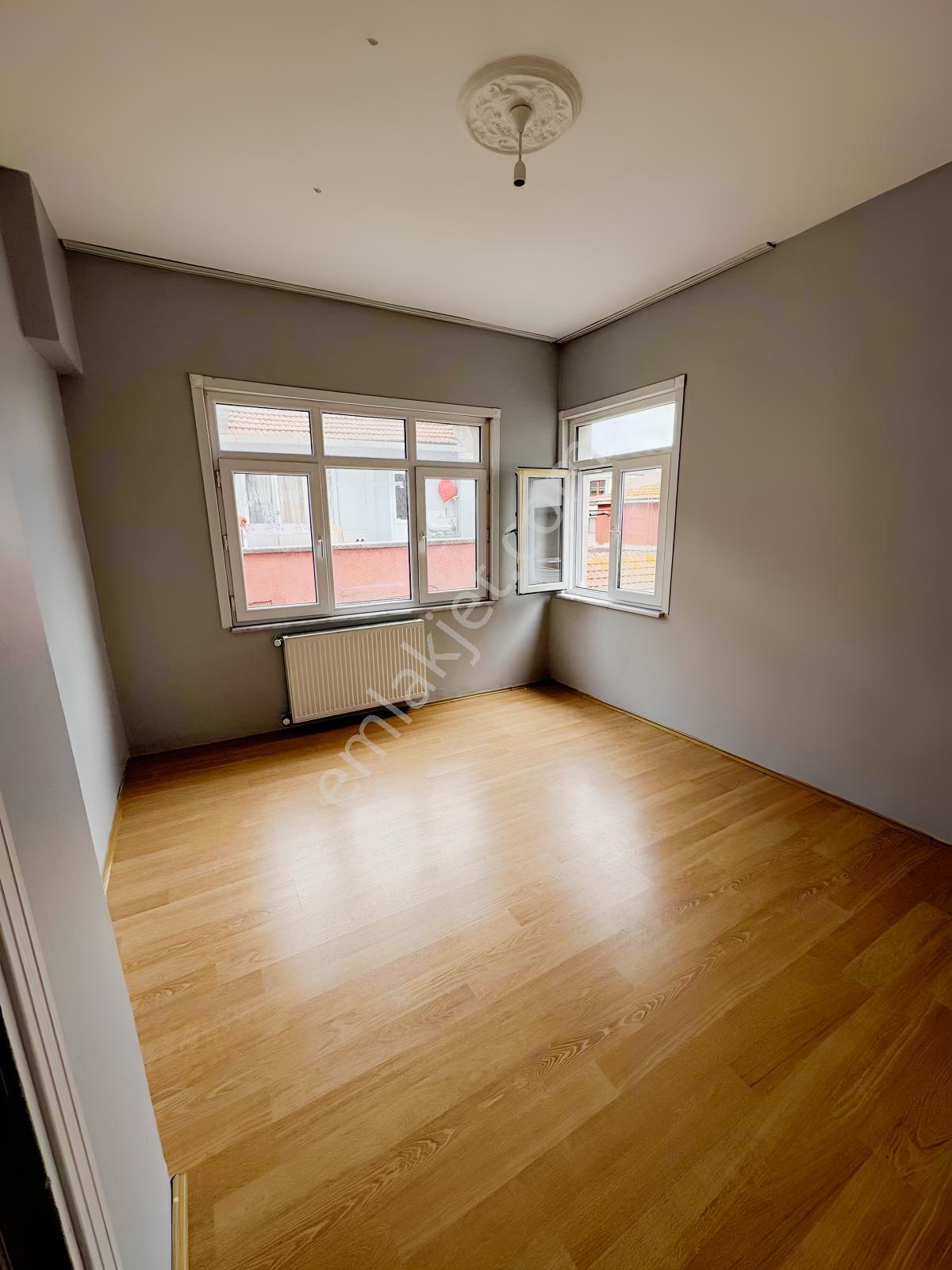 Sarıyer'de Deniz Manzaralı Kiralık 2+1 Daire - Görsel 18