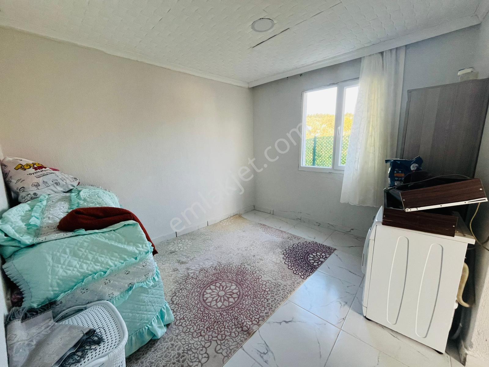 Torbalı Demircı'da Acil Satılık 330m² Bahçeli Müstakil Ev - Görsel 9