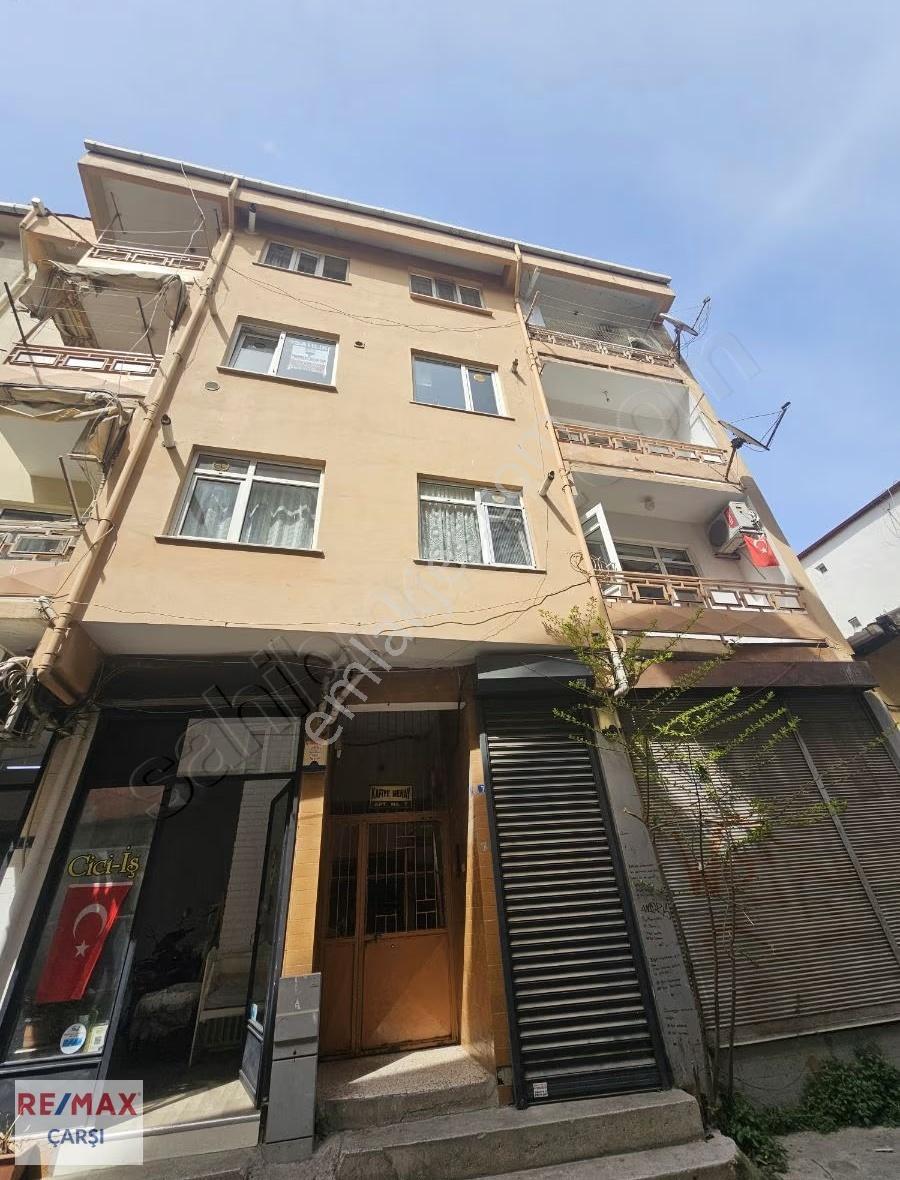 İkizliçeşme 3+1 Arakat