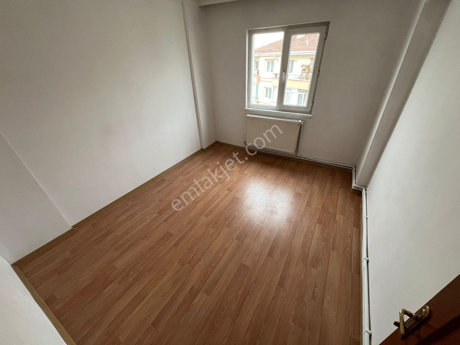 Koza Emlaktan Malazgirt Mahalesinde Ara Katta Ahimesud Bulvarı Üzerinde 3+1 Satılık Daire - Görsel 24