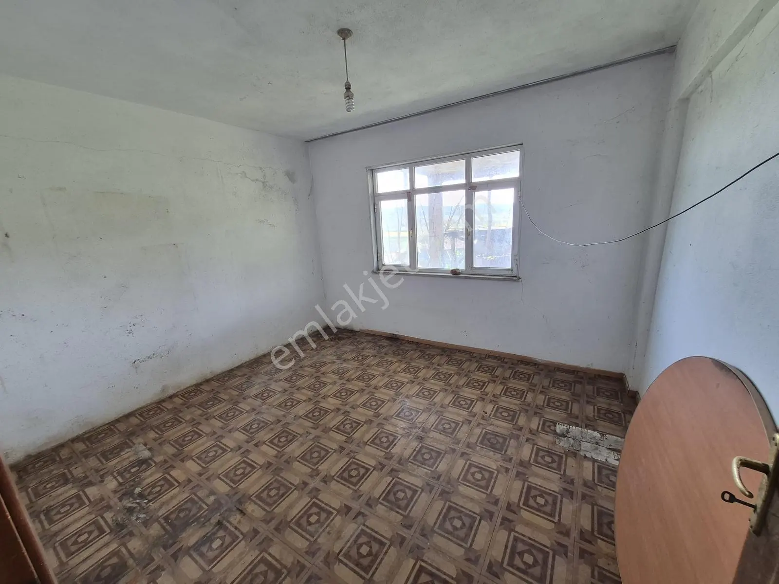 Eşsiz Manzaralı! Emirler Yenicesinde Kiralık 2+1 Ev - Görsel 4