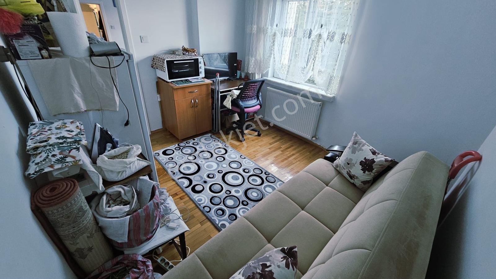 Divankonutları Yakını 3+1 3 Ncü Kat Satılık Daire - Görsel 16
