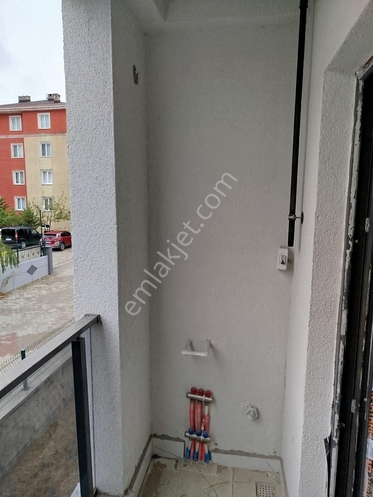 Çorlu Danış Lıfe Sitesinde Güney Cephe Satılık 1+1 Daire - Görsel 13