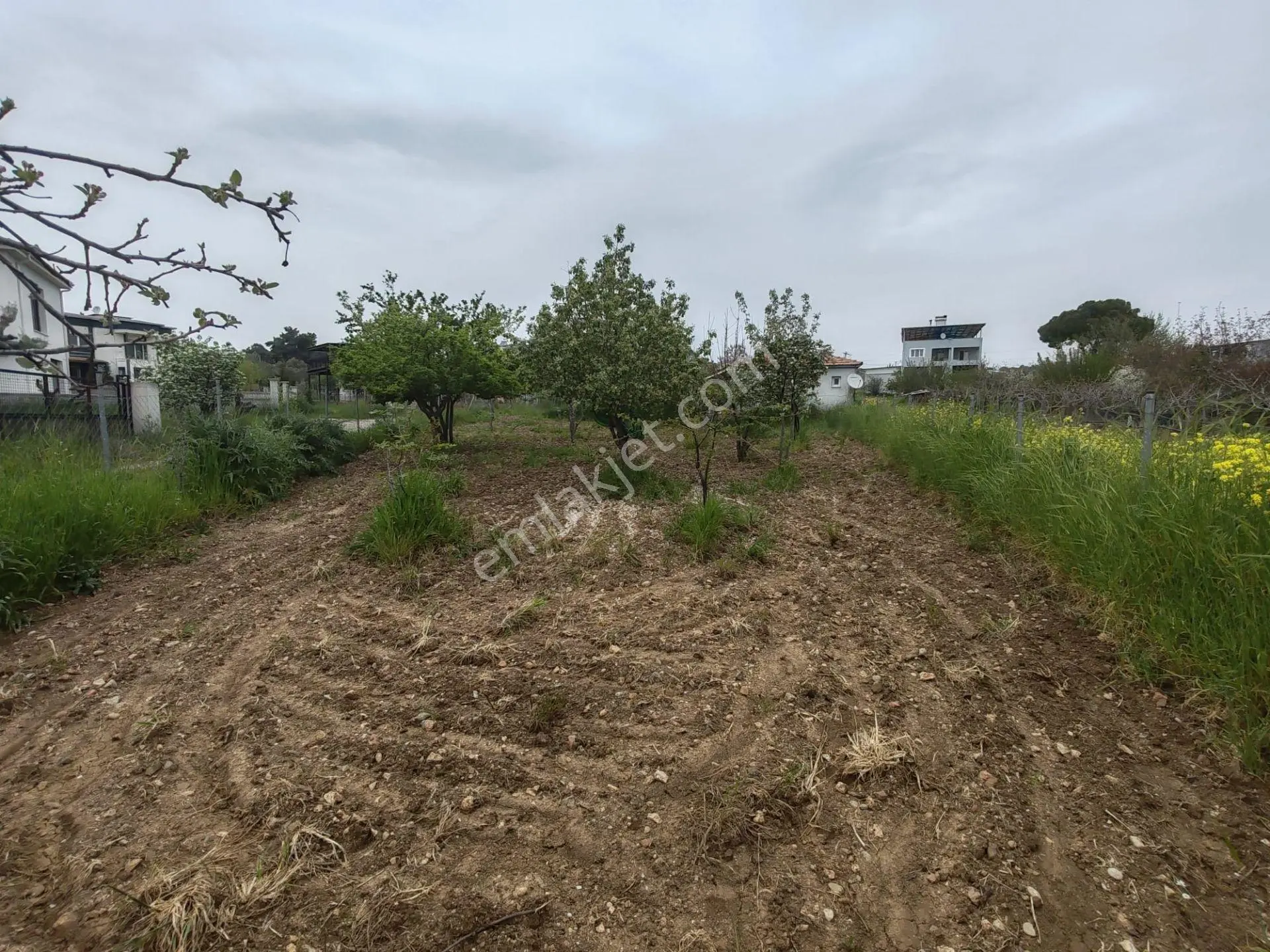 Buca Belenbaşı Mahallesi Merkezde 585 M2 Satılık Arsa - Görsel 3