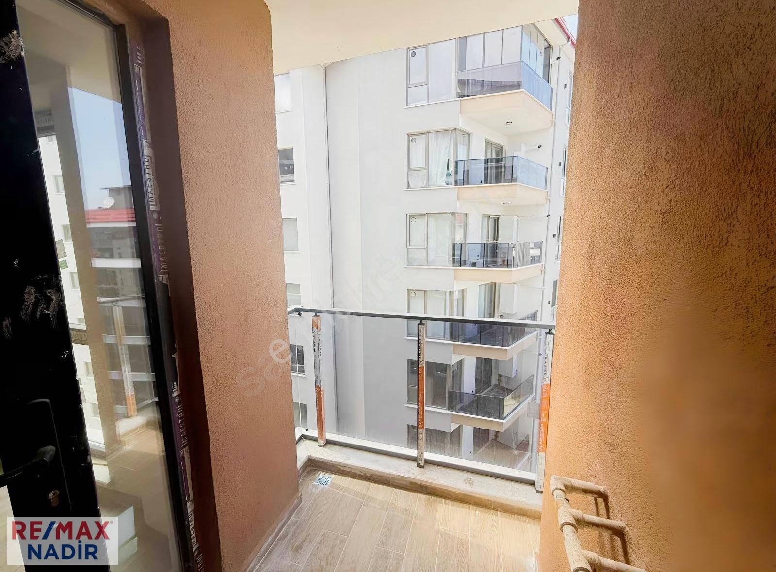 Deniz Manzaralı 170 M² Ayrı Mutfaklı Satılık 3+1 Daire - Görsel 19